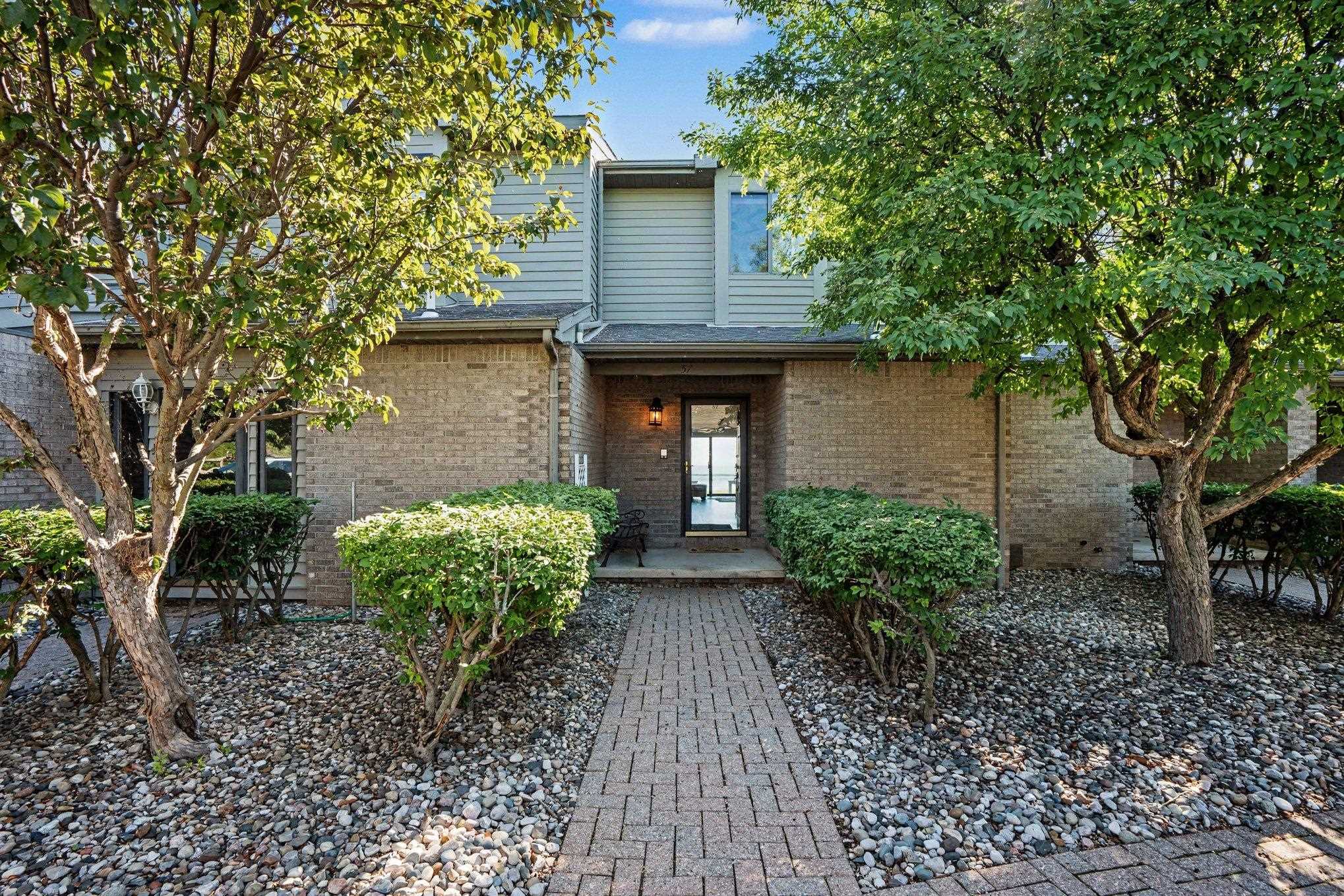 57 Harbour View Pointe Road