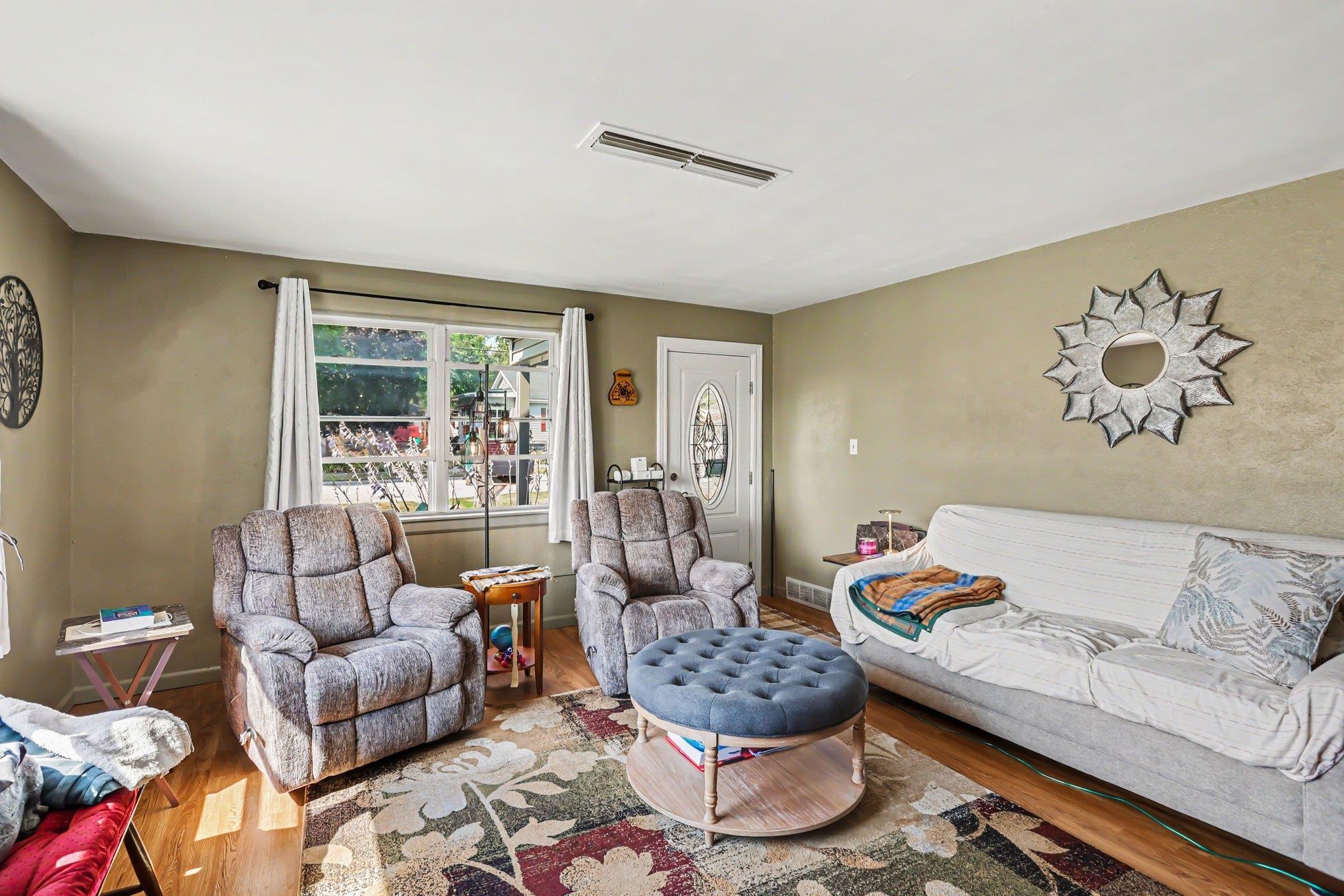 900 38th Street
