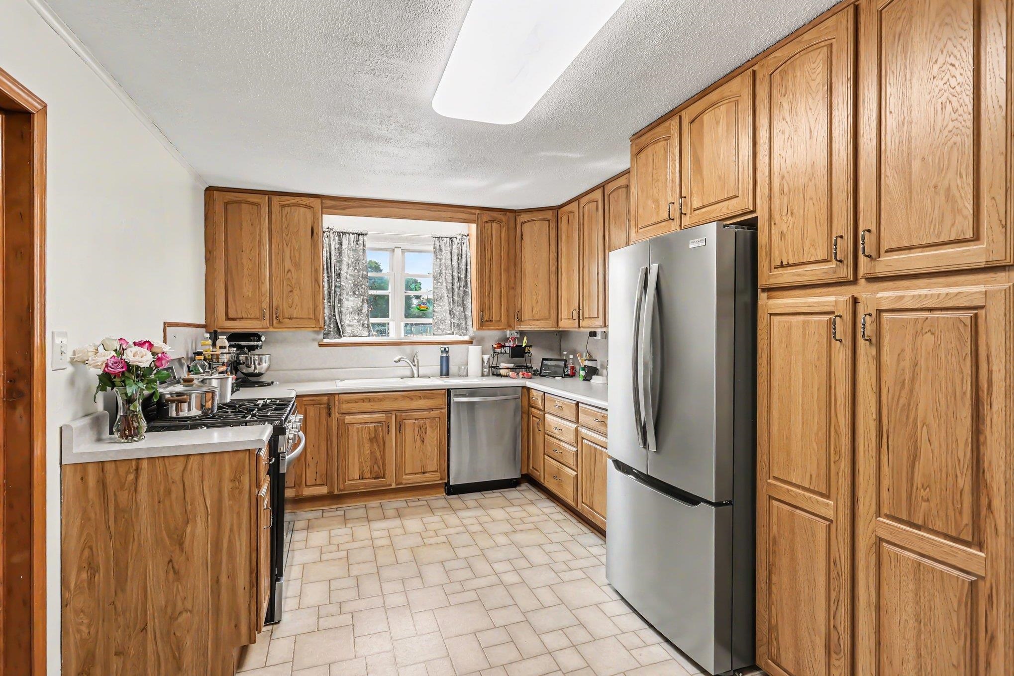 900 38th Street