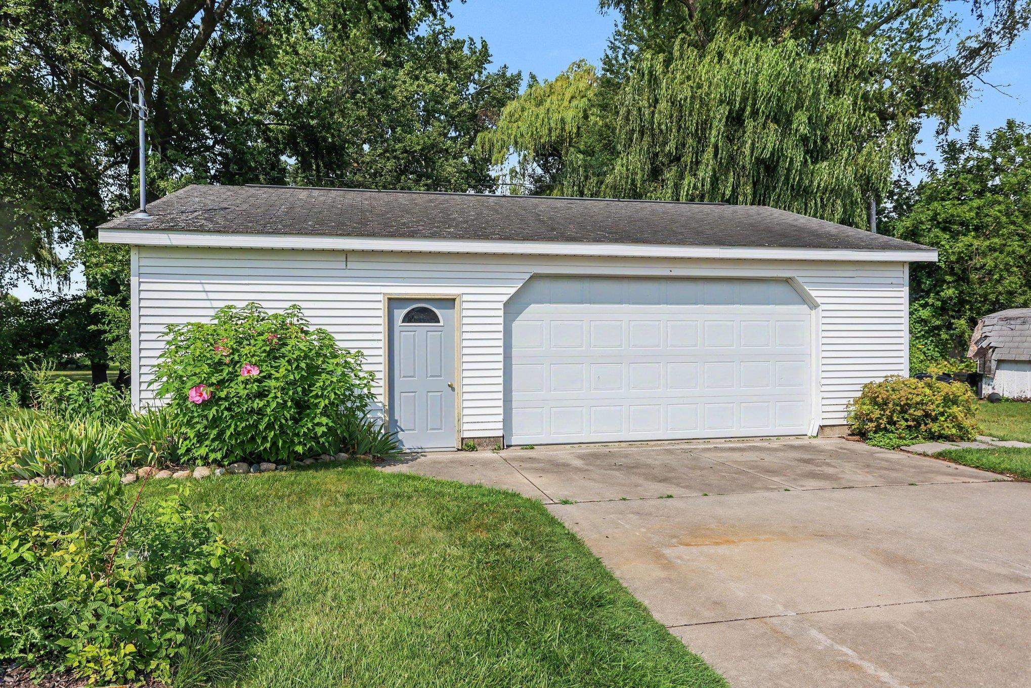 705 S Linwood Beach Road