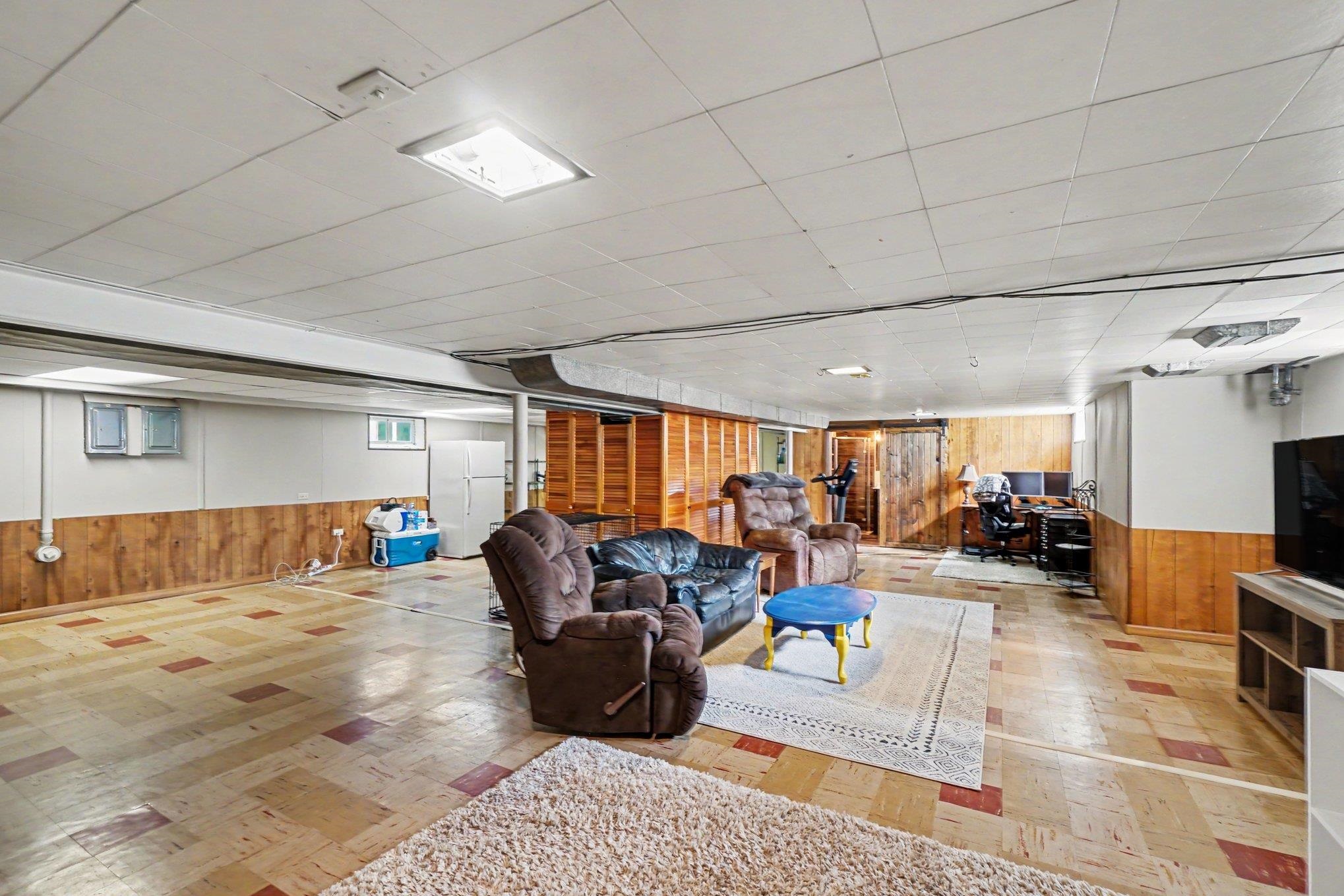 4652 Beverly Lane