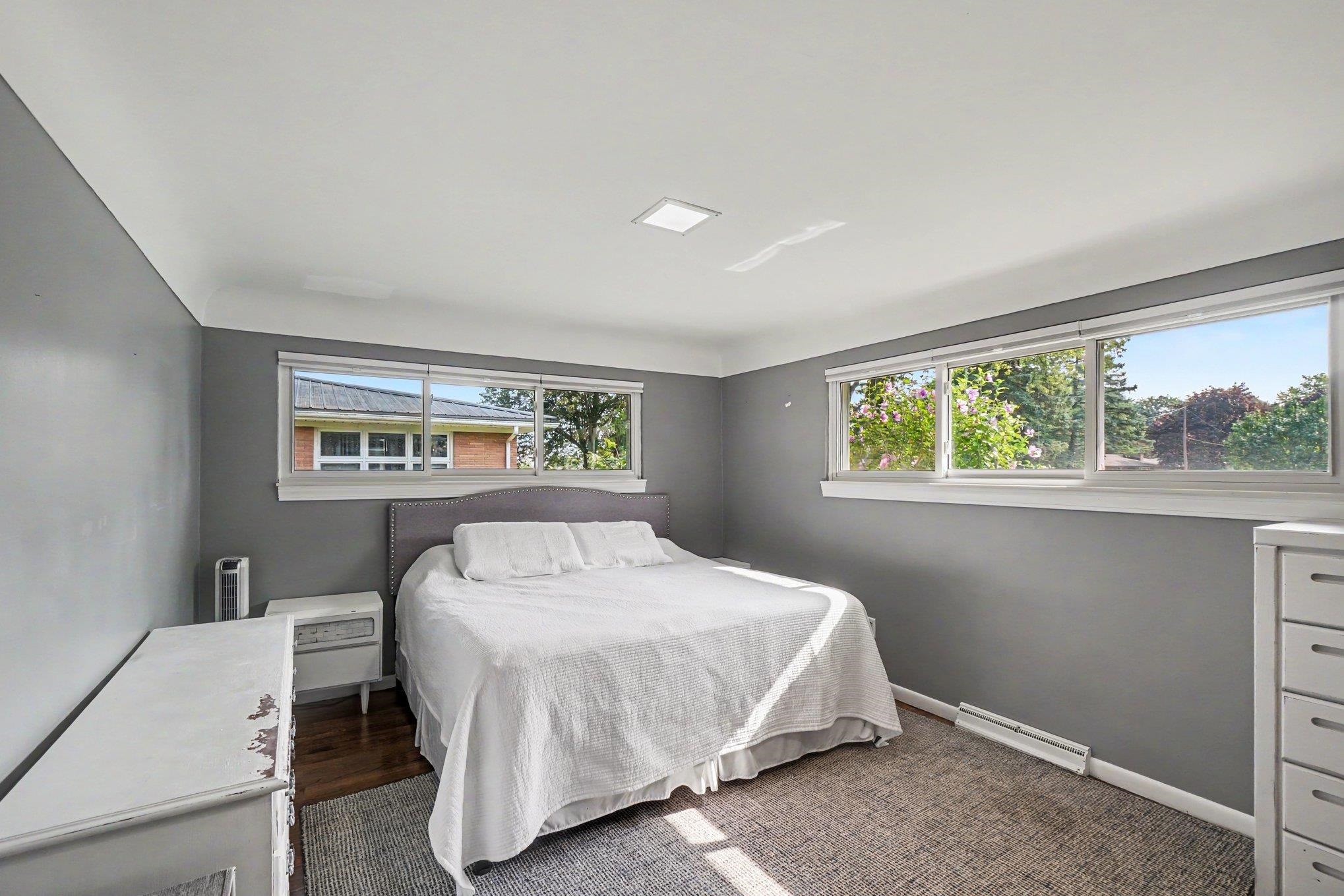 4652 Beverly Lane