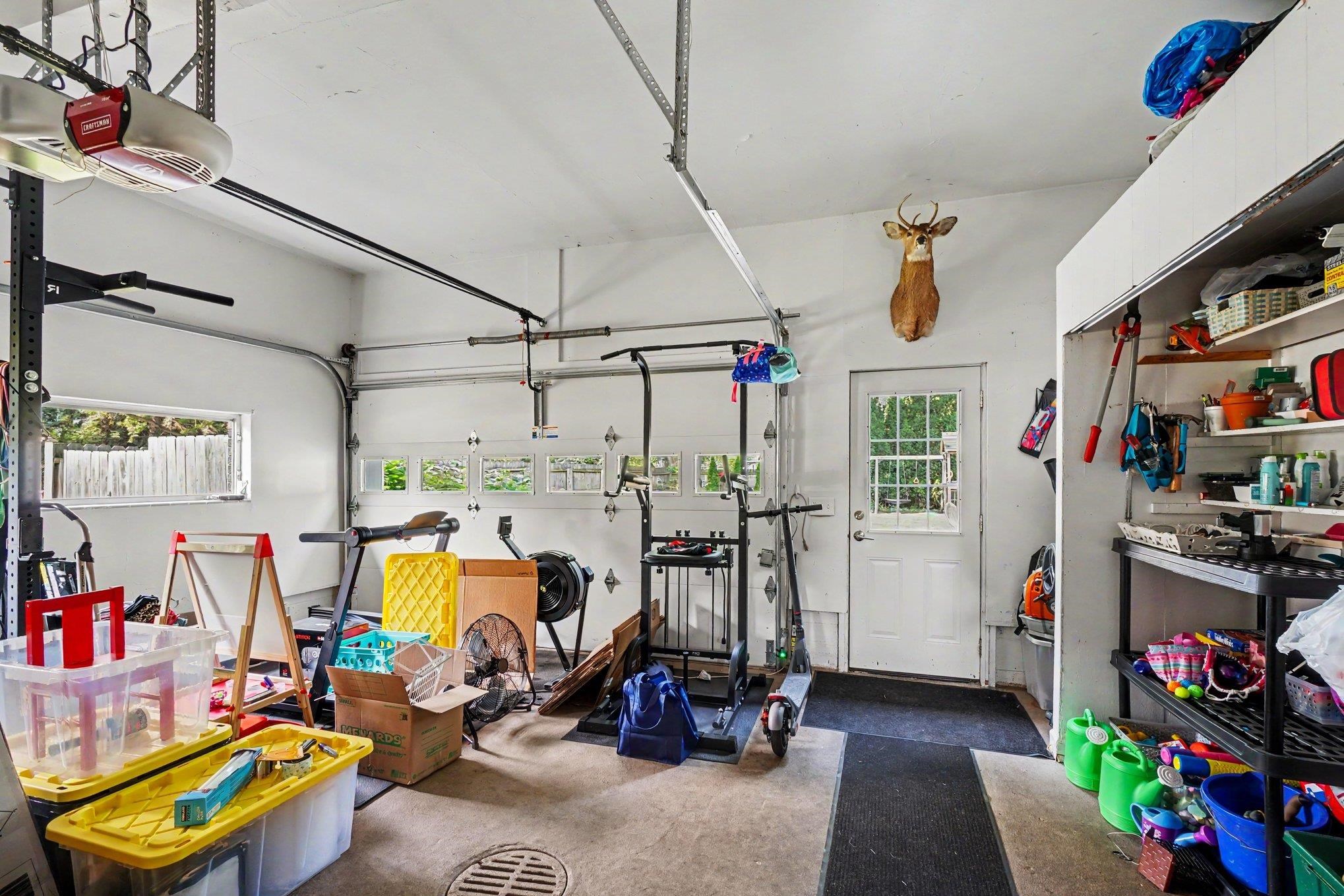 4652 Beverly Lane