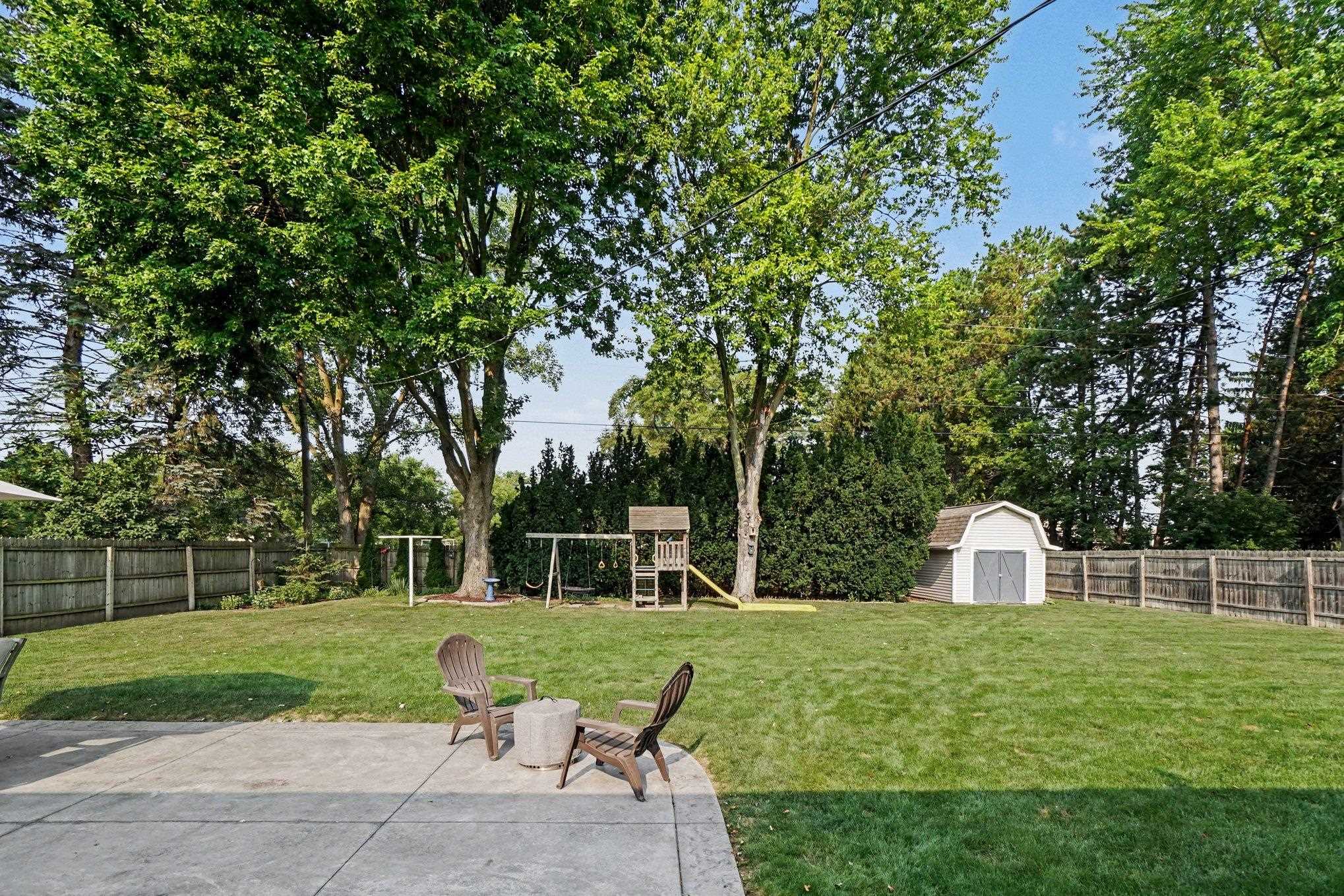 4652 Beverly Lane