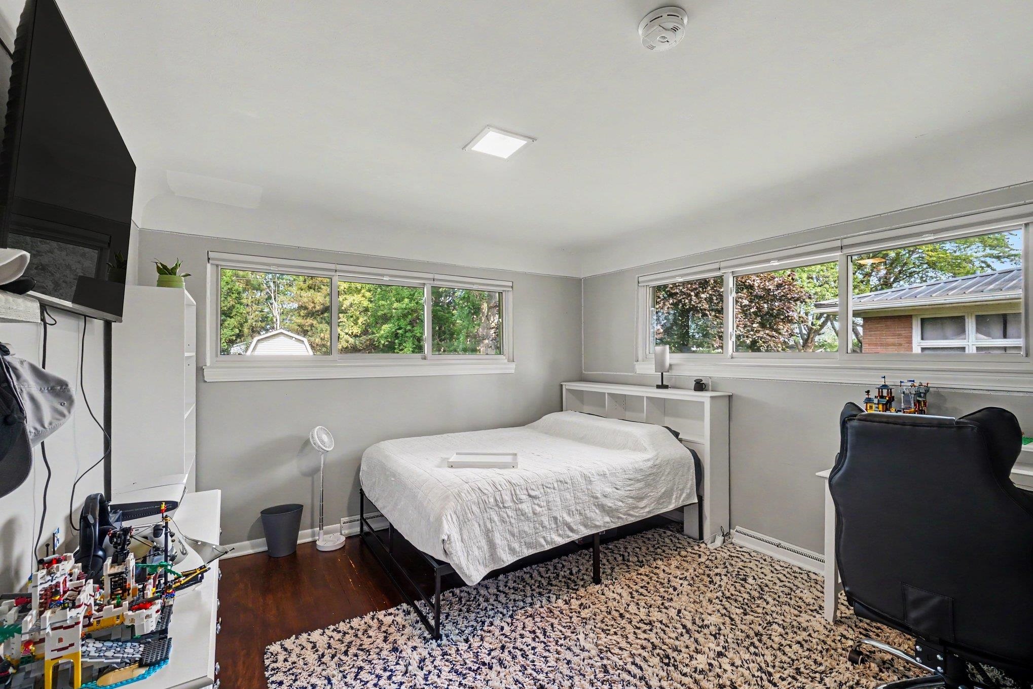 4652 Beverly Lane