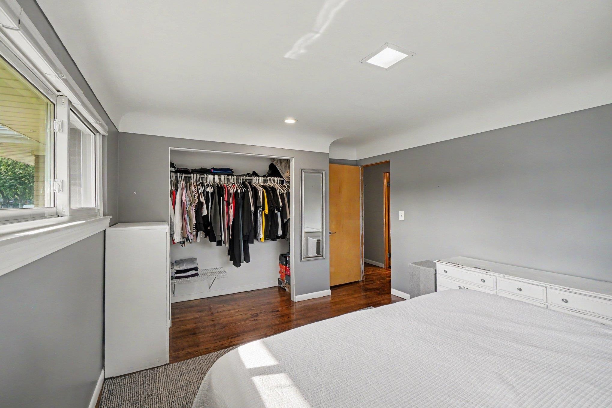 4652 Beverly Lane