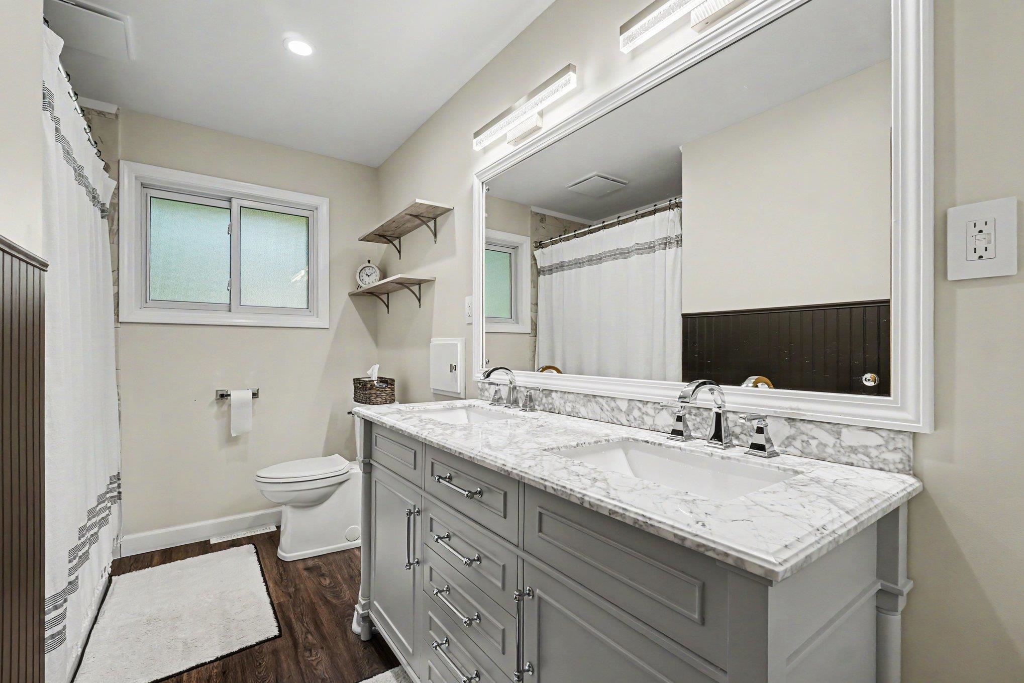 4652 Beverly Lane