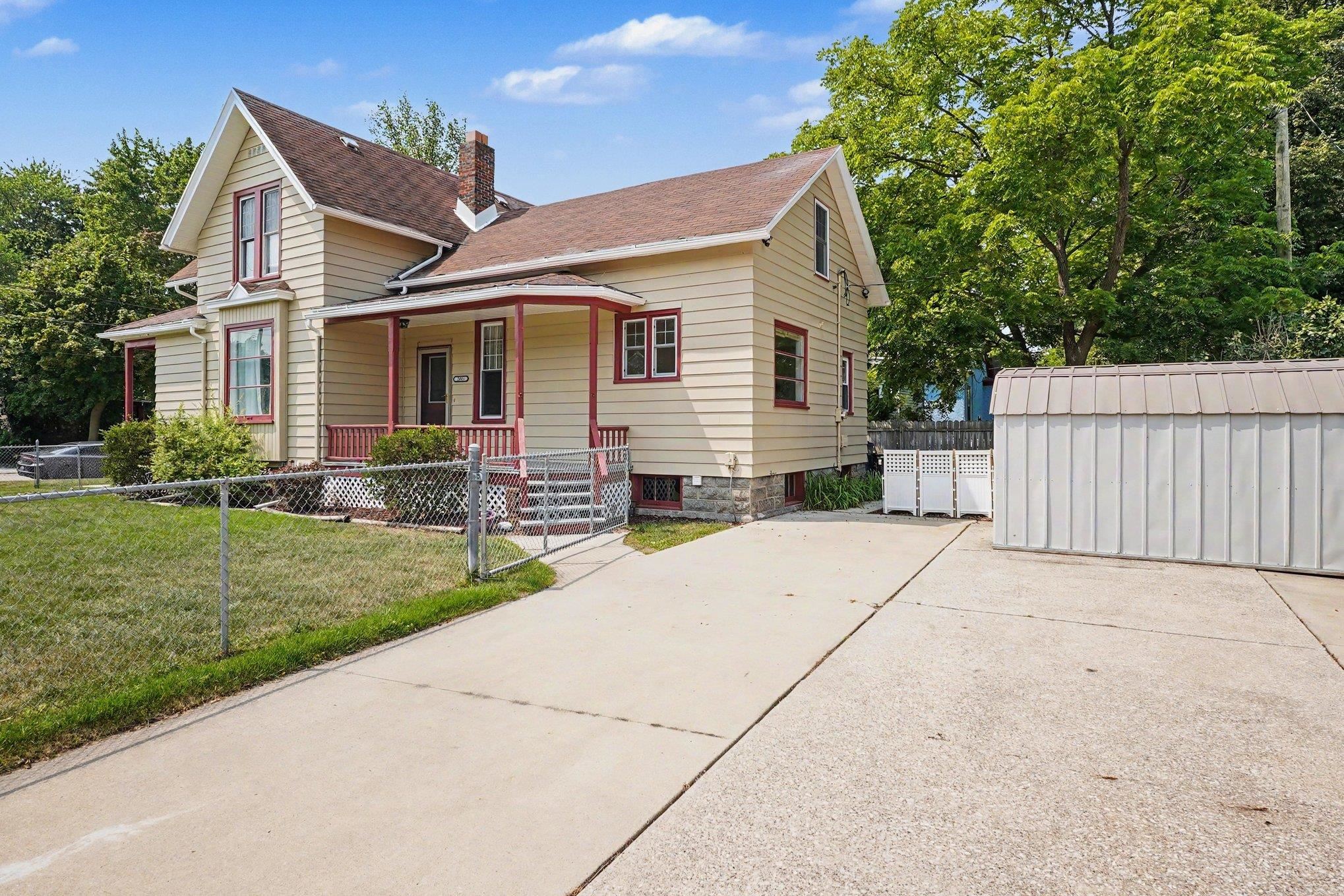 2023 4th Street