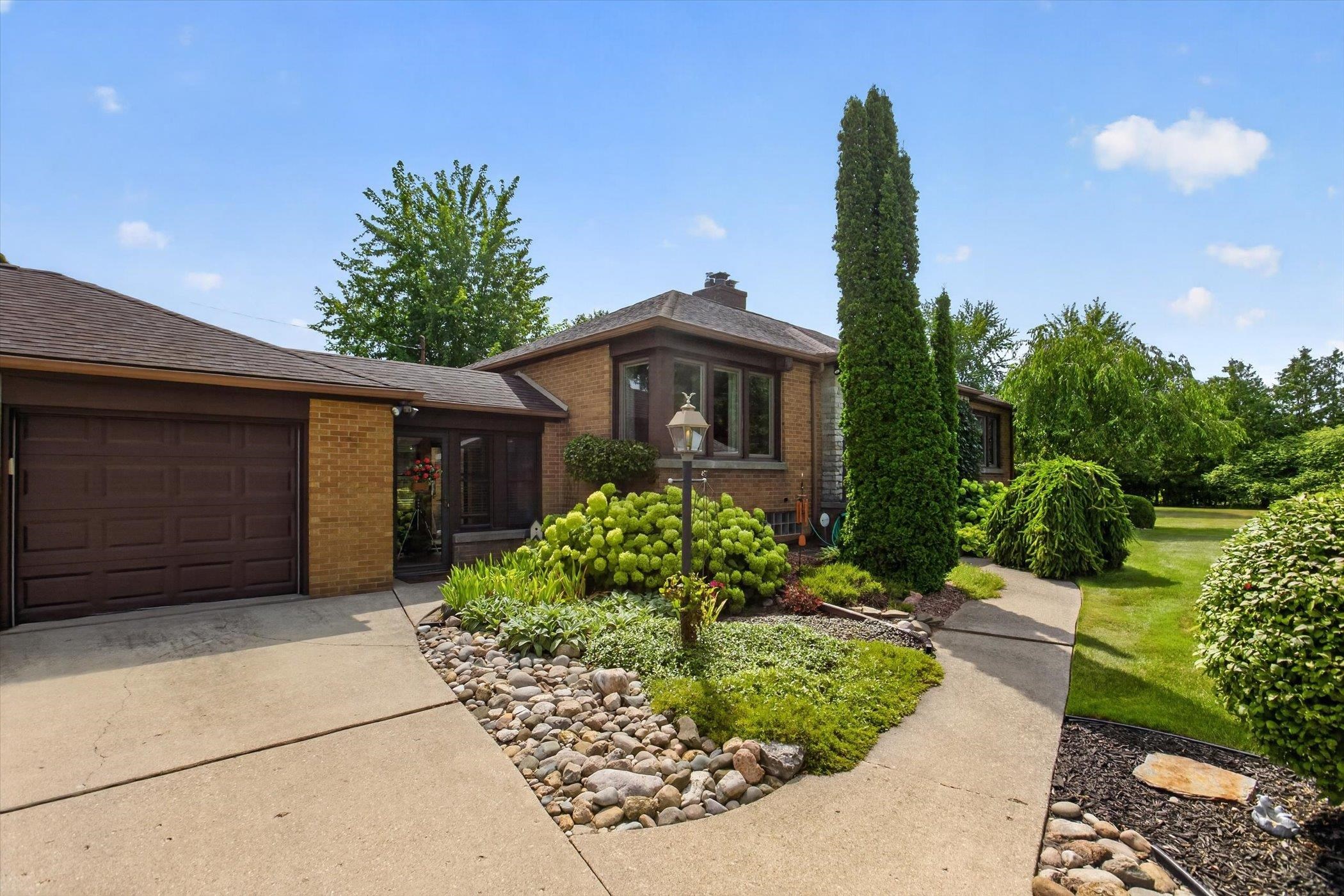 5596 Gaertner Court