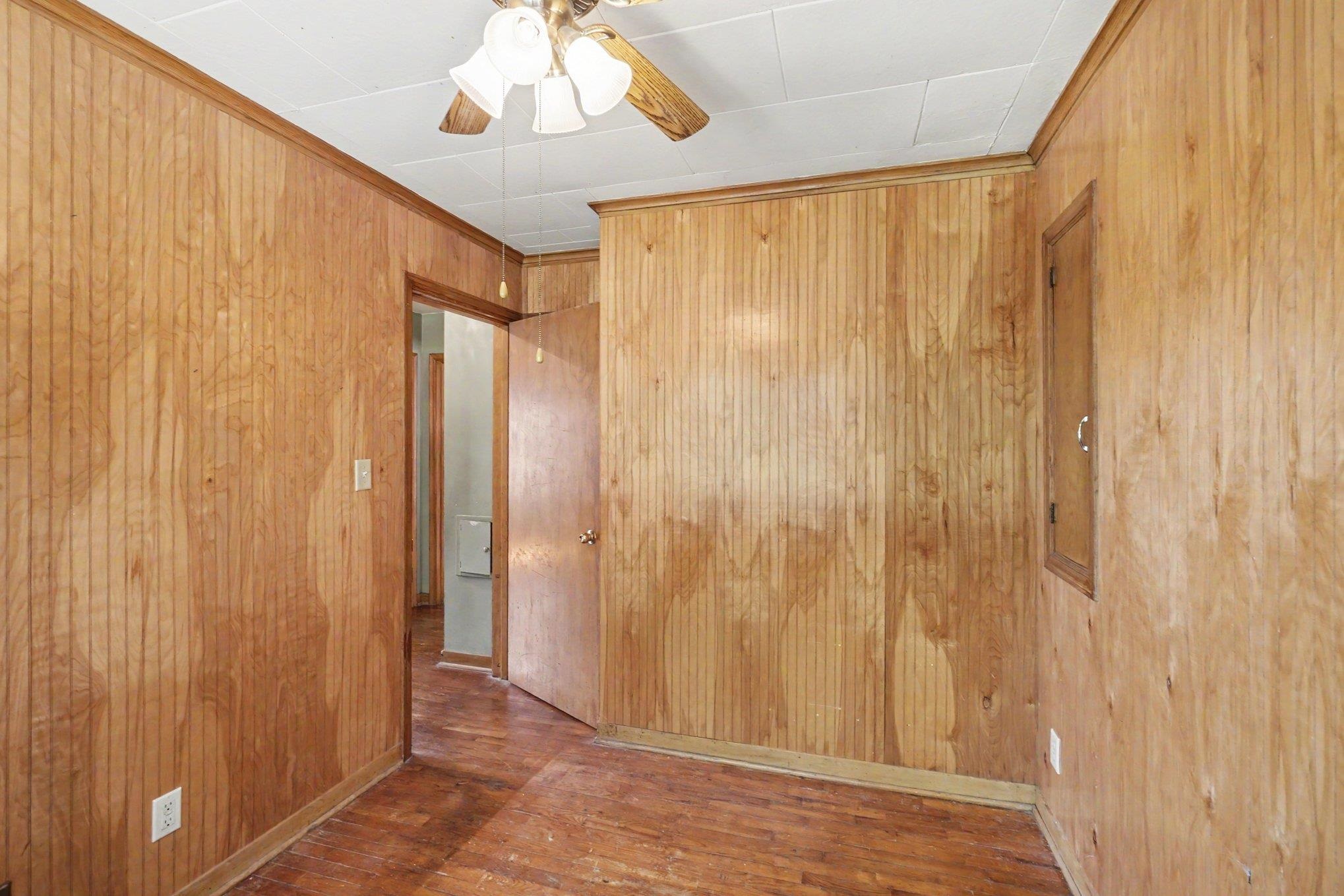 706 Loessel Court