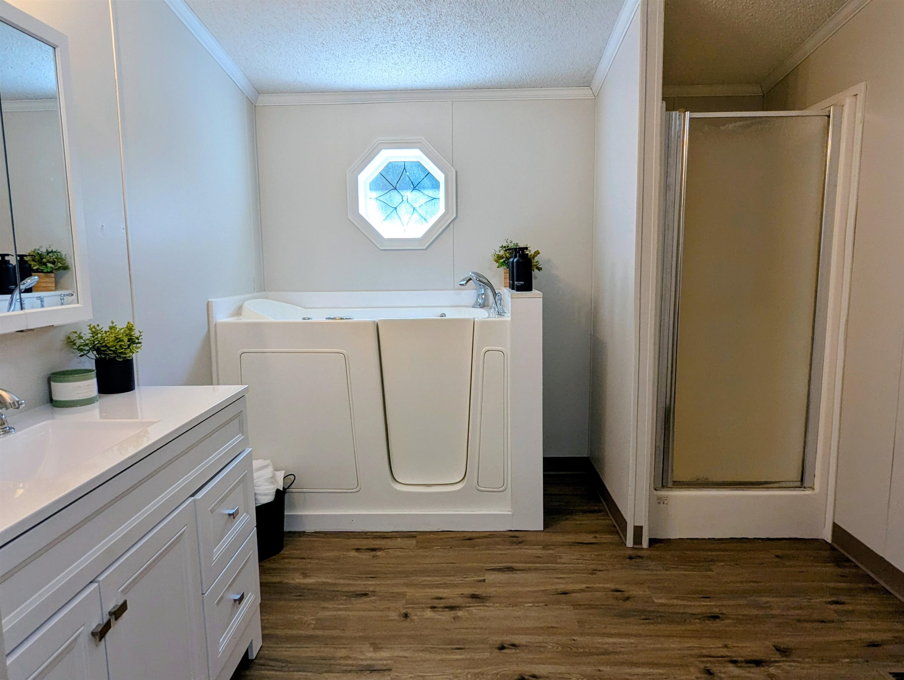 1224 Rainbow Drive