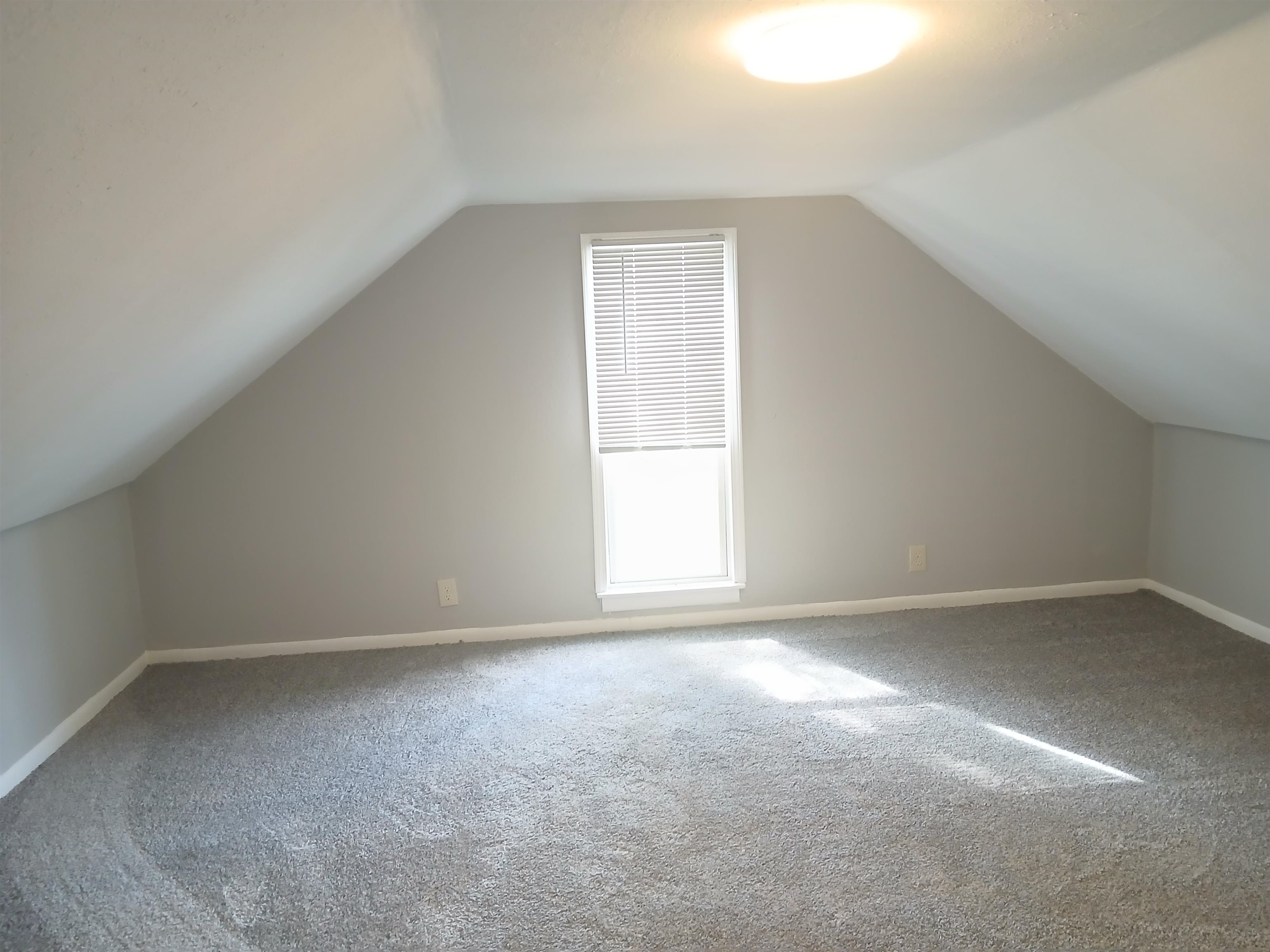 600 33rd Street