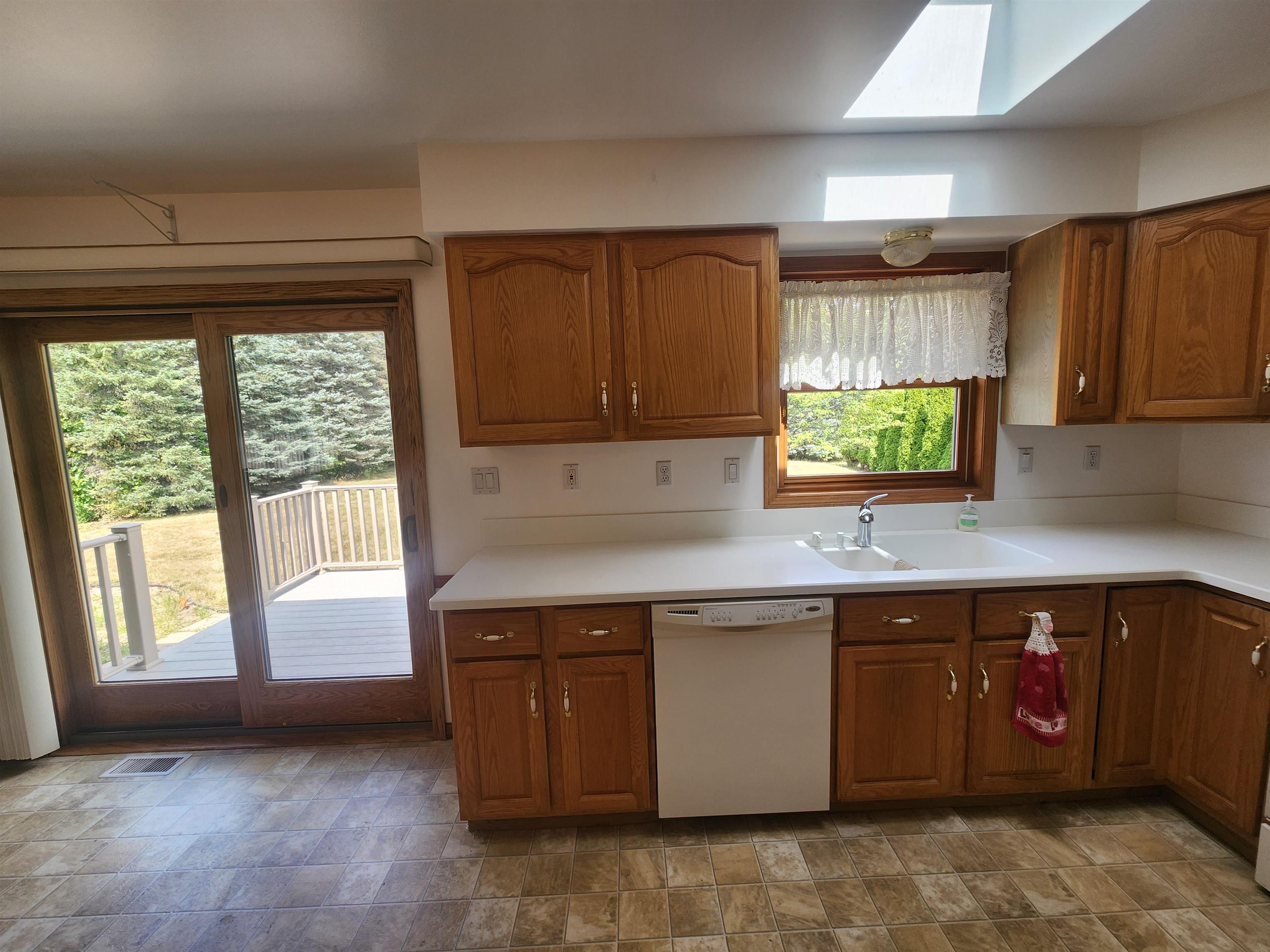 808 W Nebobish Road