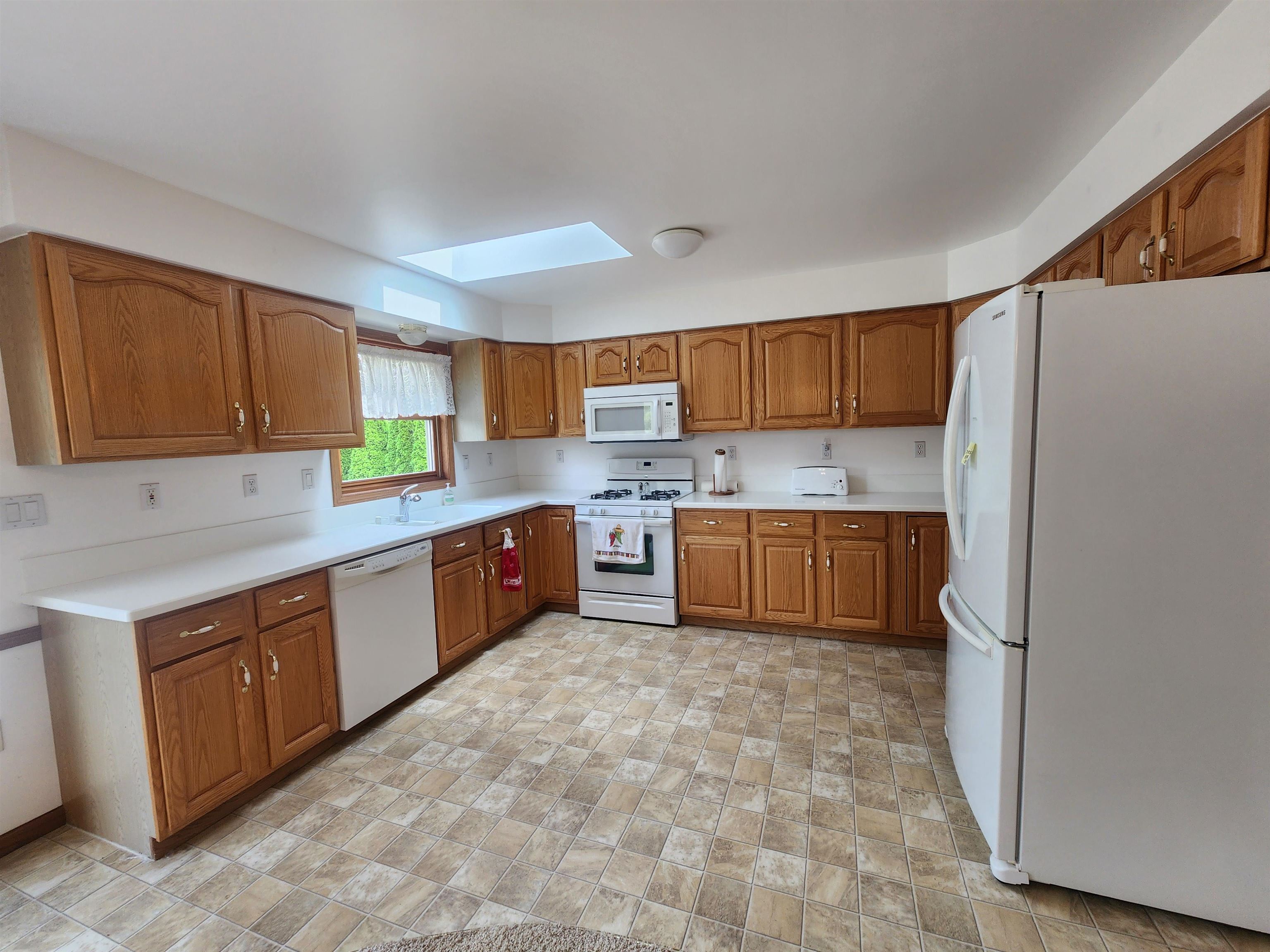 808 W Nebobish Road