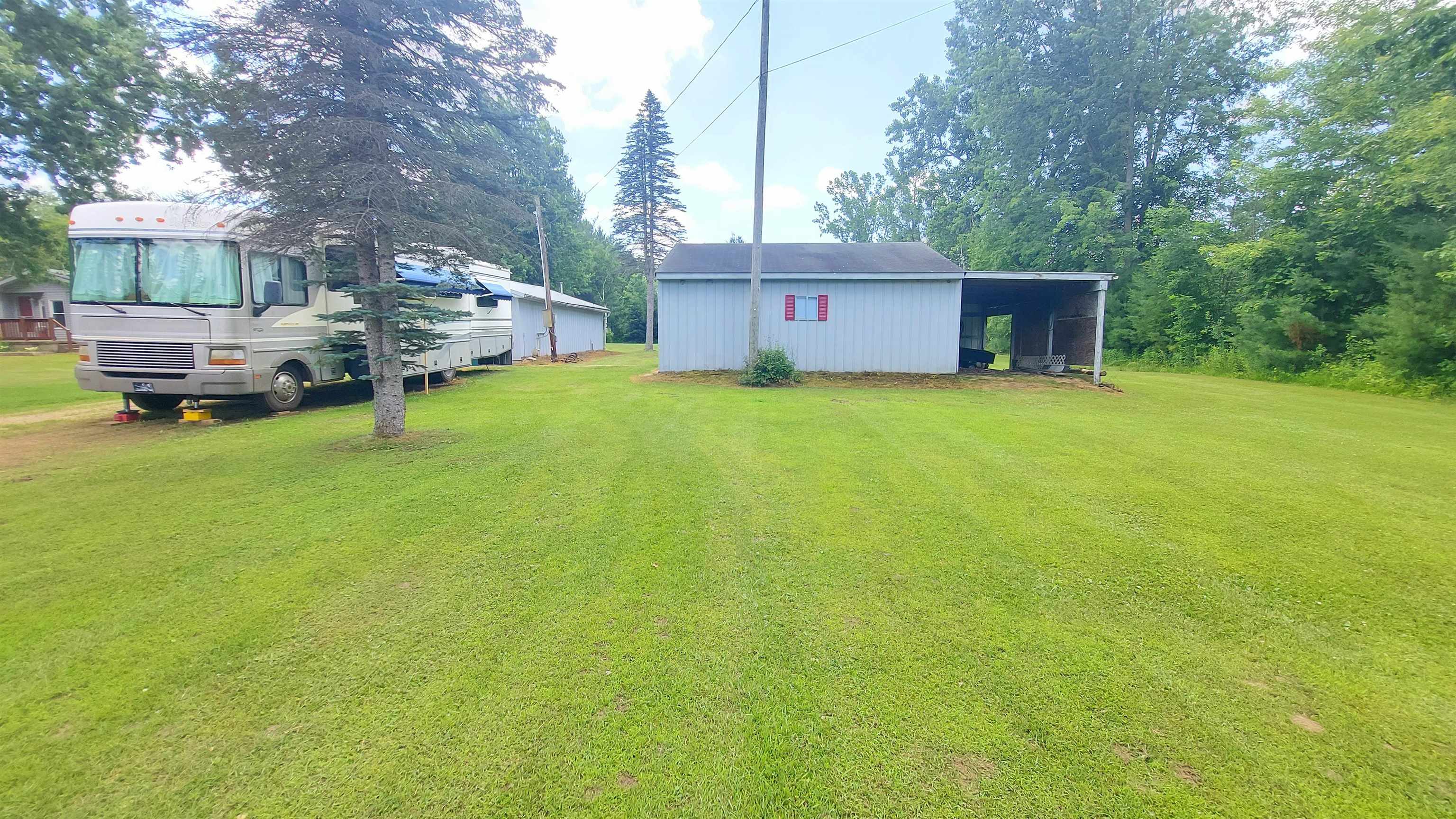 1248 E Highwood Road