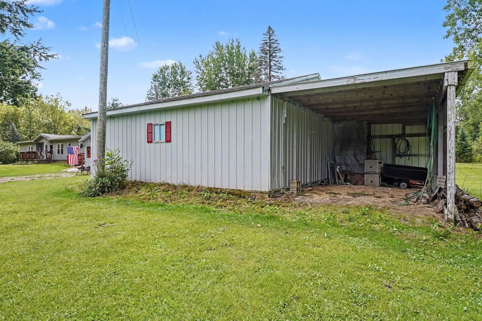 1248 E Highwood Road