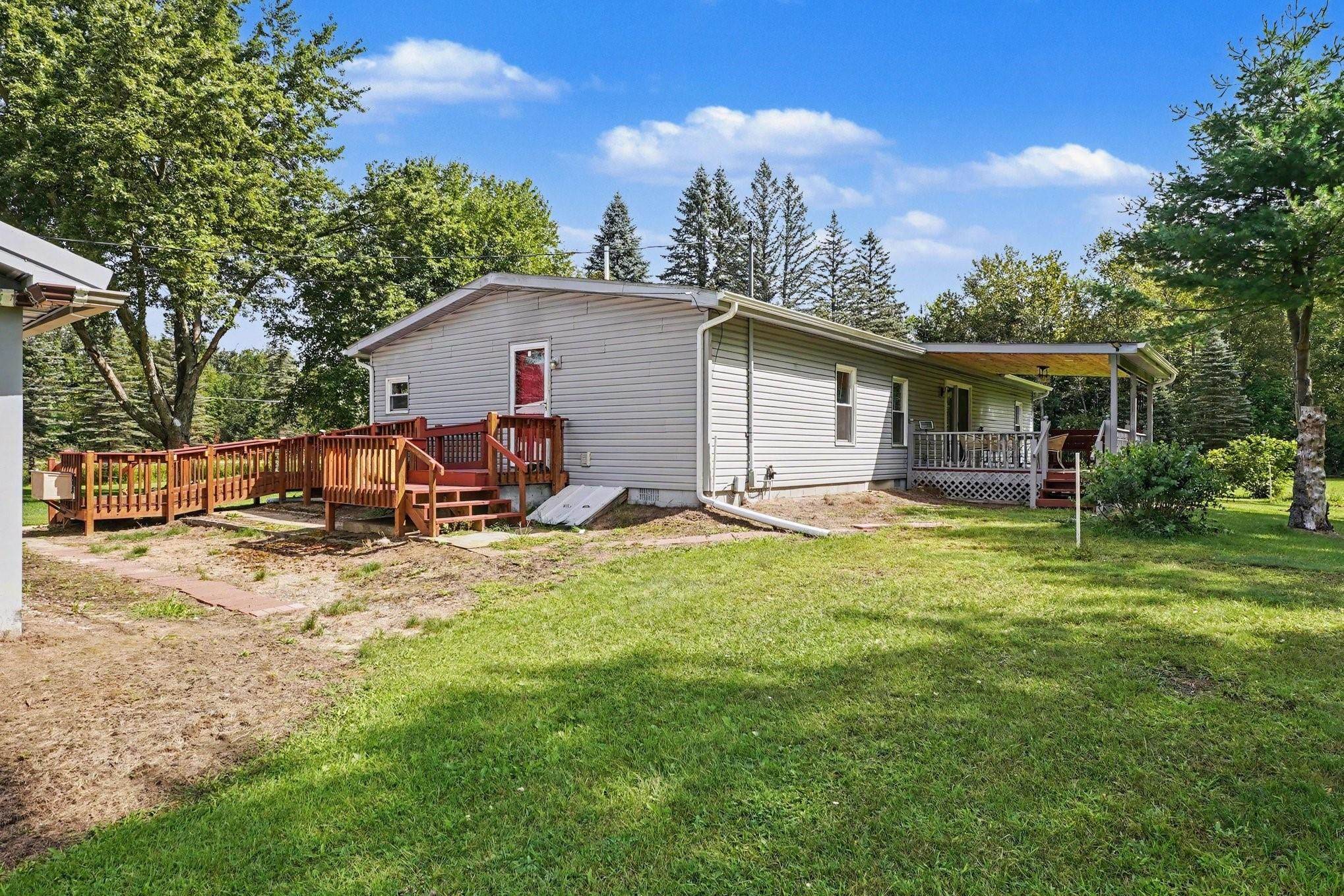 1248 E Highwood Road