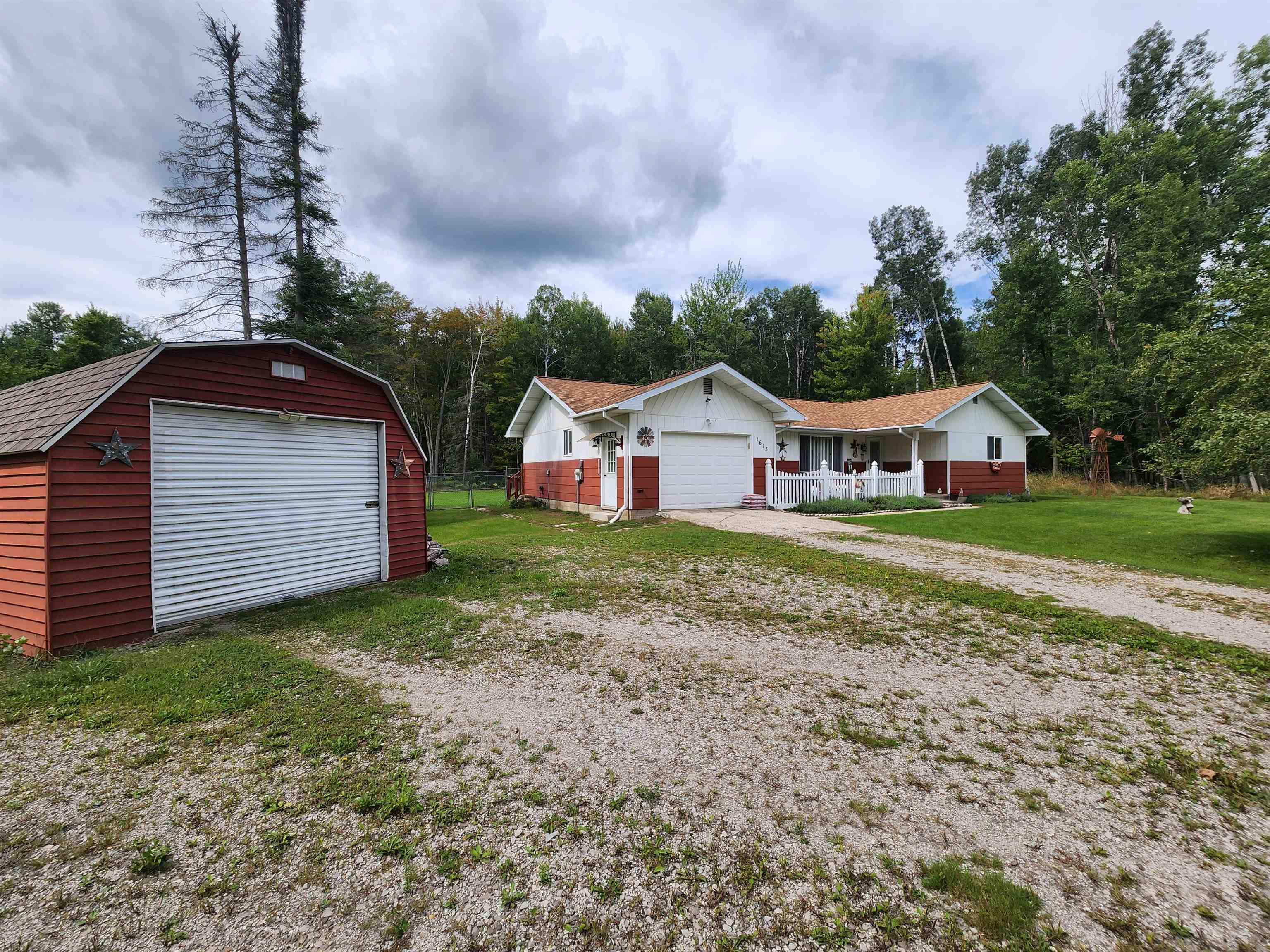 1615 Gawlic Road