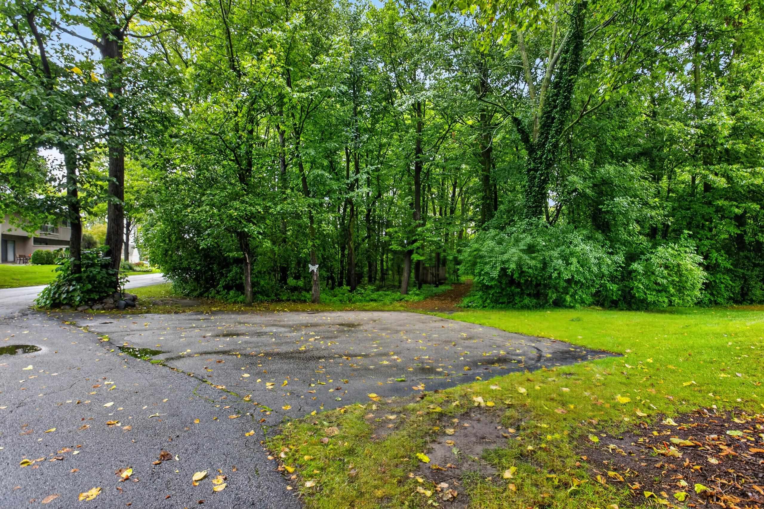 2358 Bay Woods Court