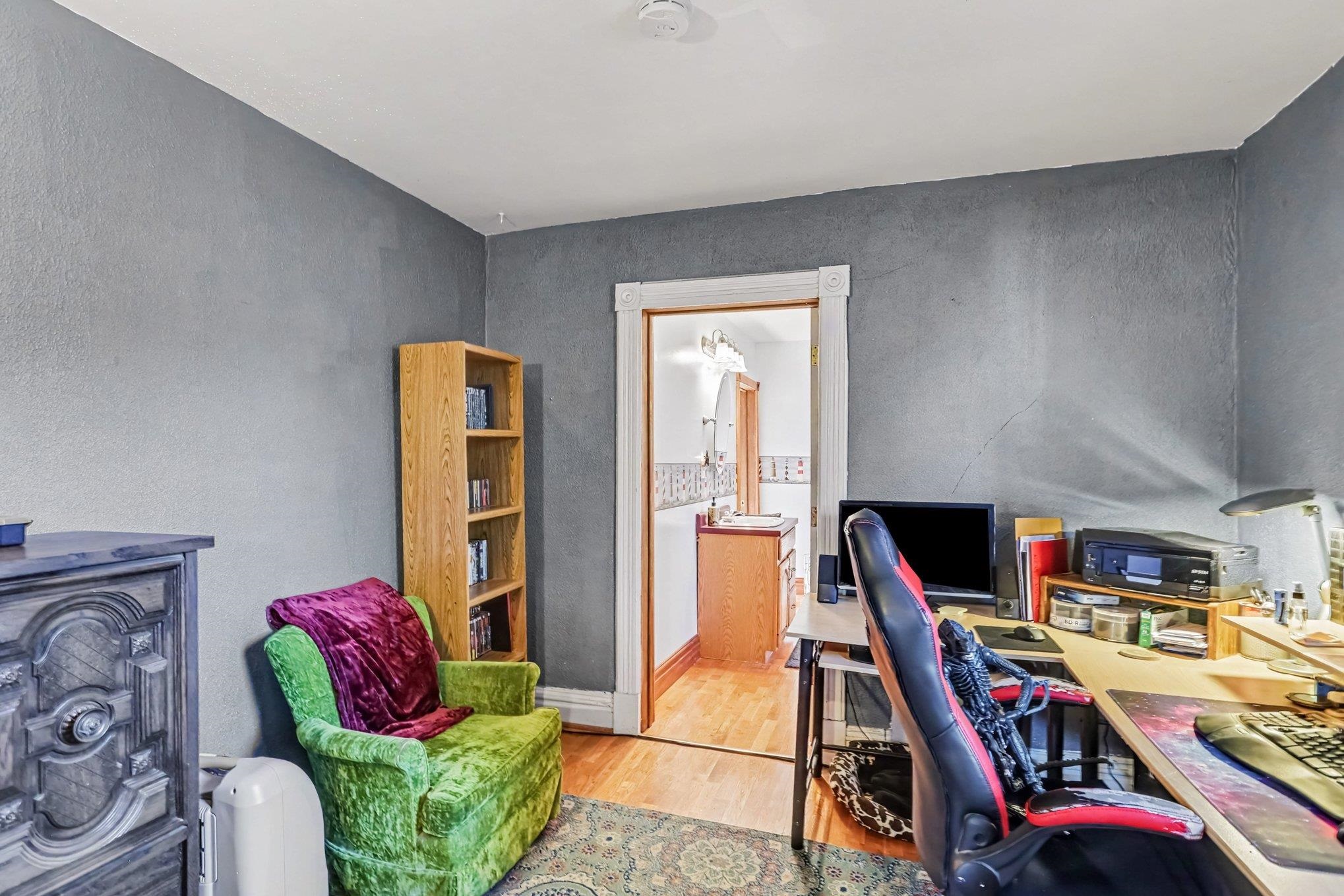 1812 9th Street