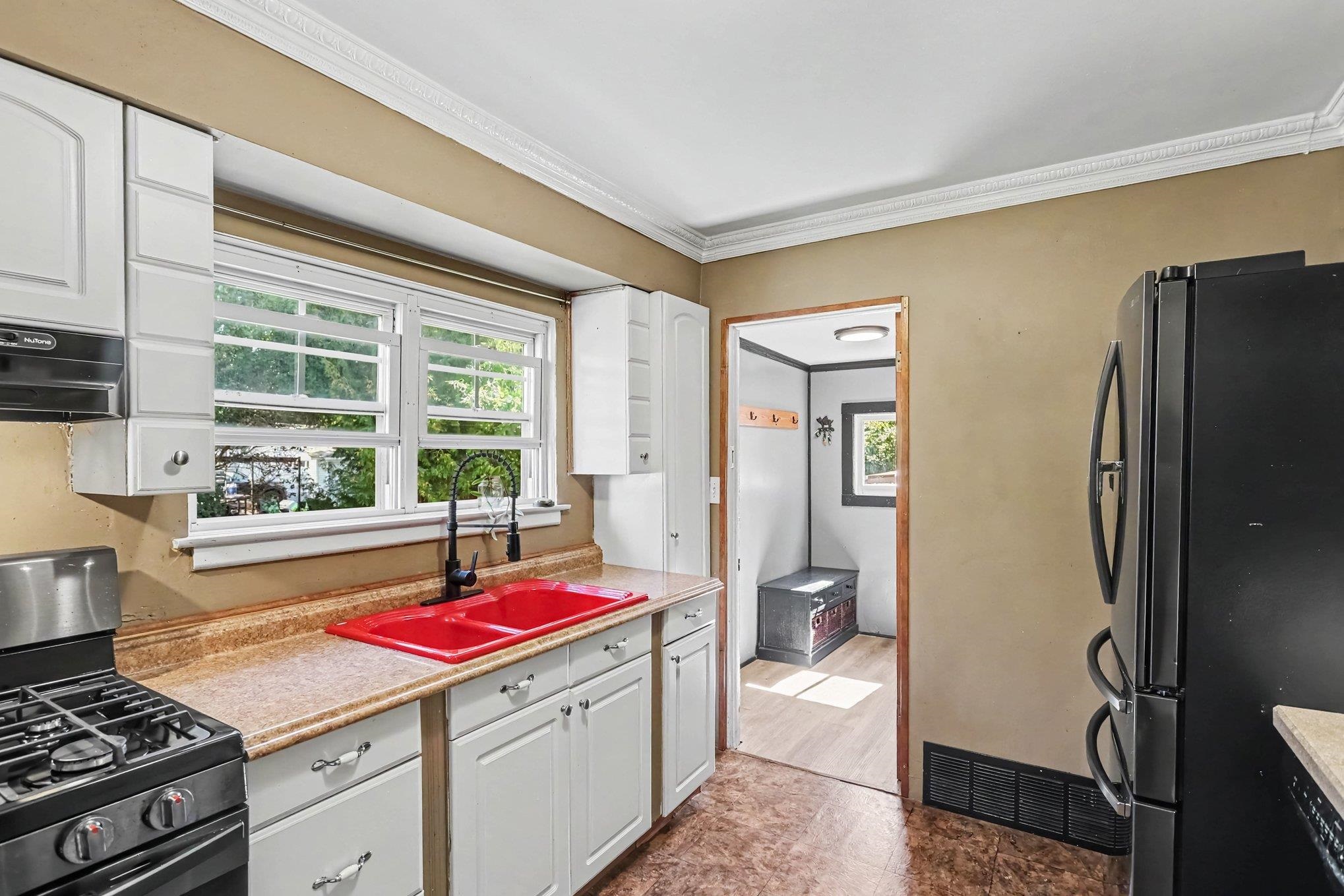 1812 9th Street