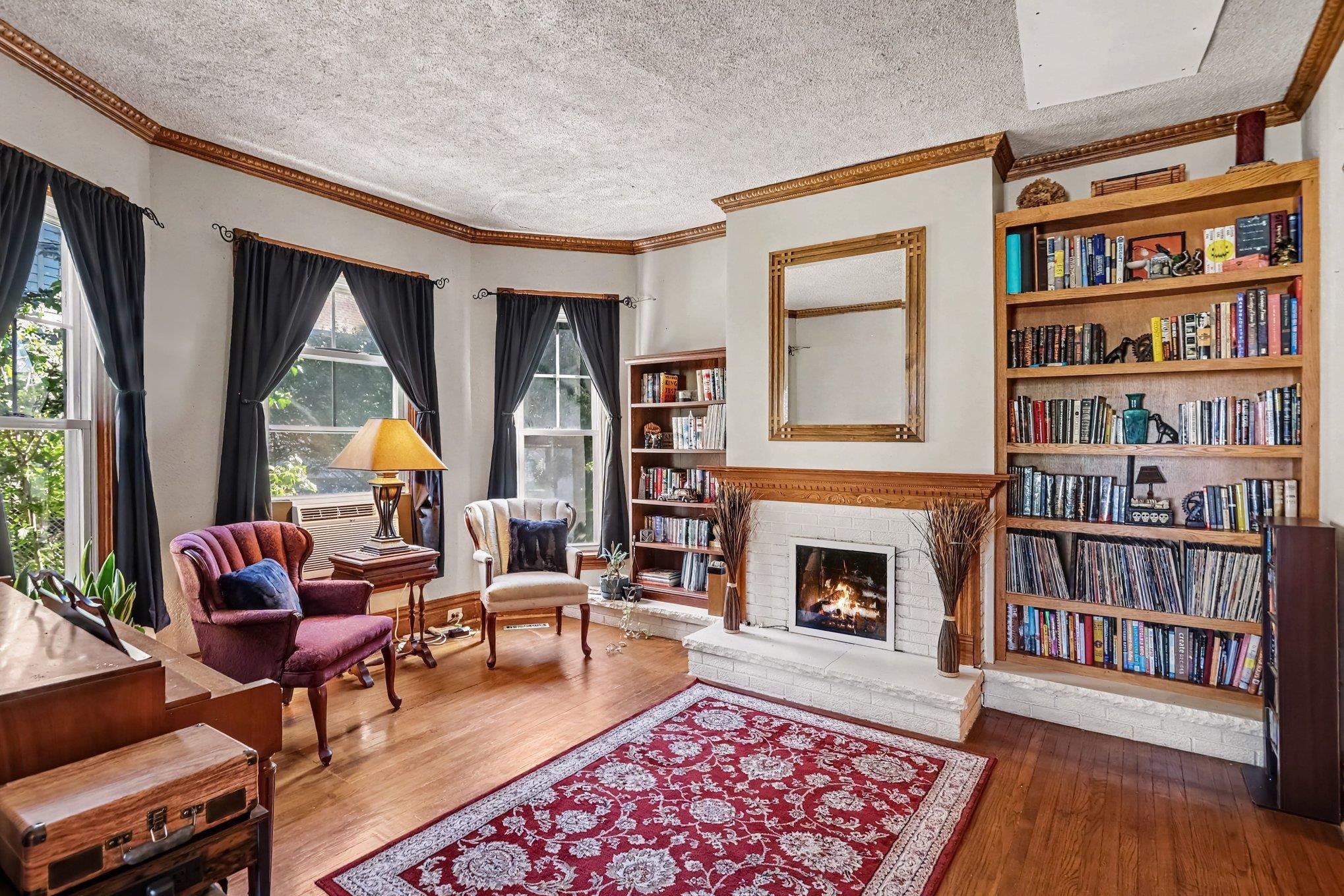 1812 9th Street