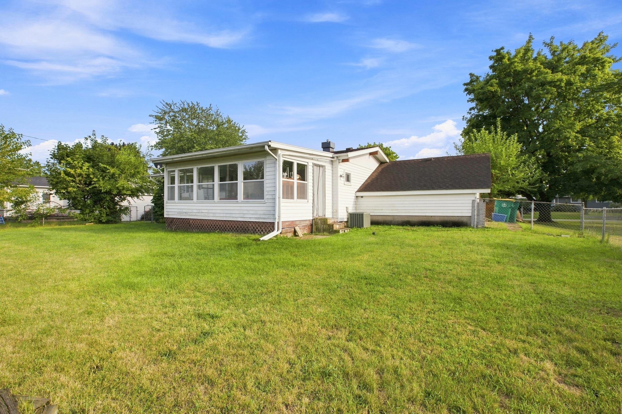3281 Broadmore Drive
