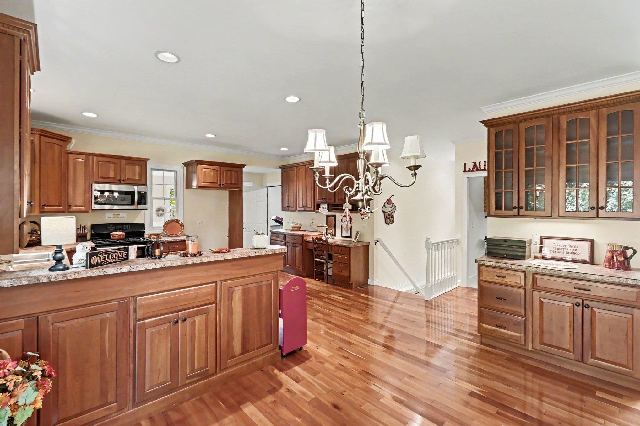 7430 Rock Hollow Lane
