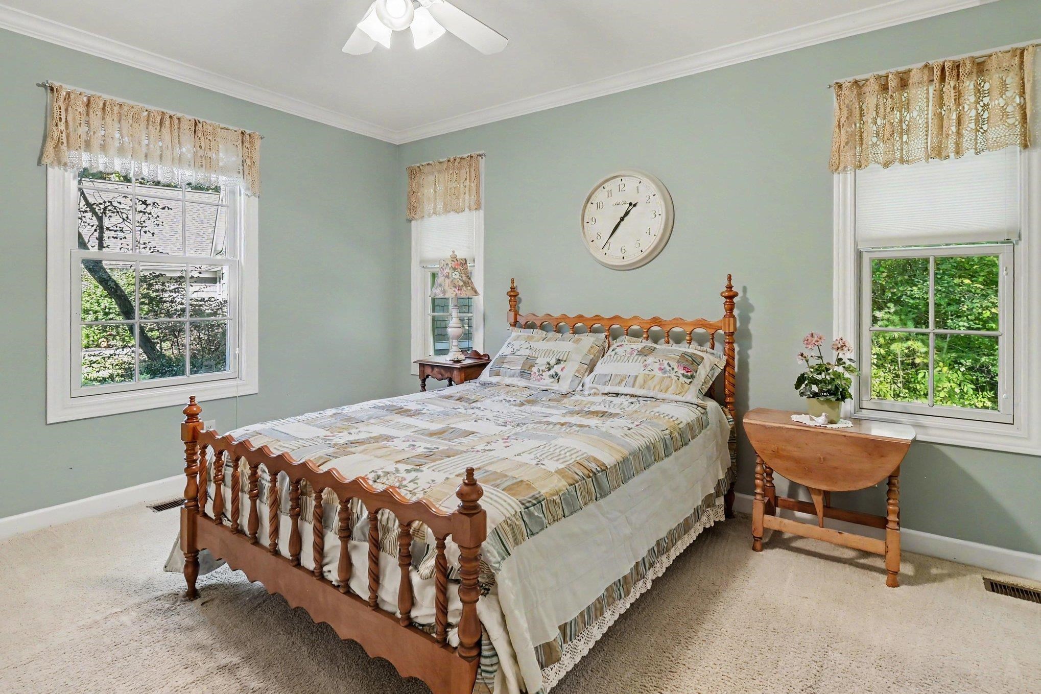 7430 Rock Hollow Lane