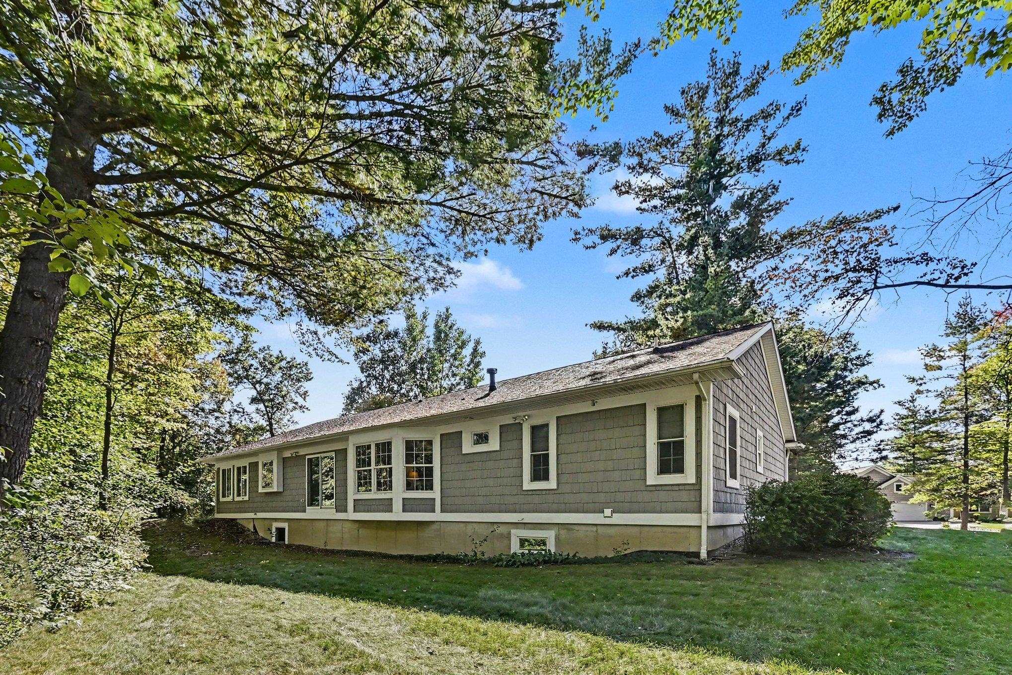 7430 Rock Hollow Lane
