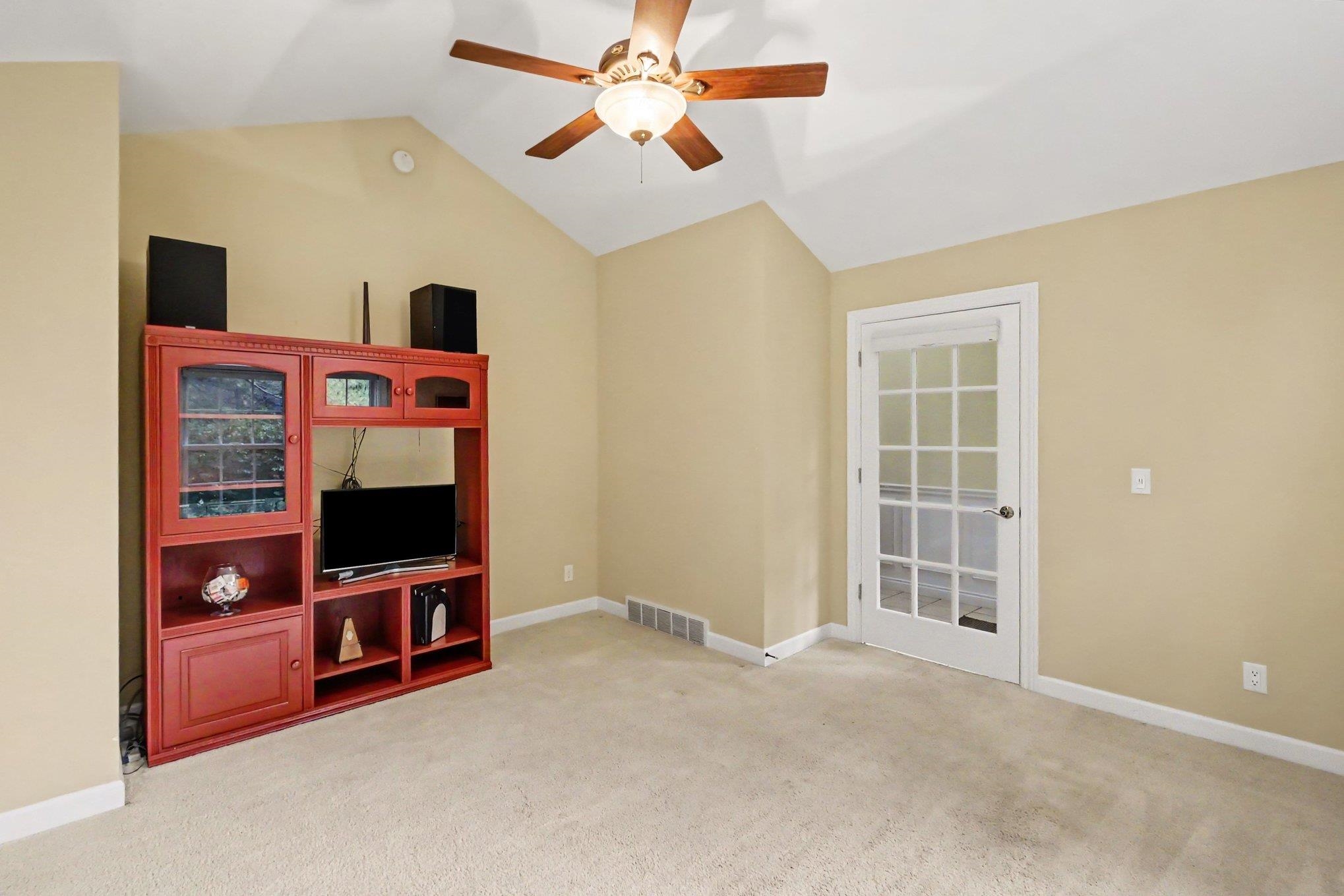 7430 Rock Hollow Lane