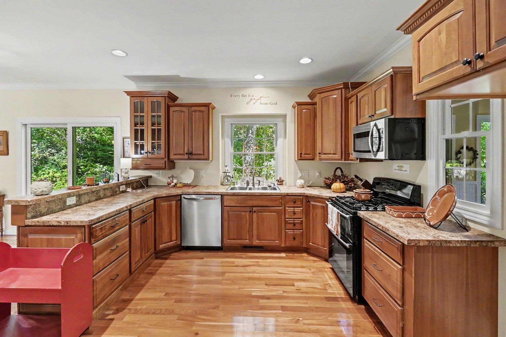7430 Rock Hollow Lane