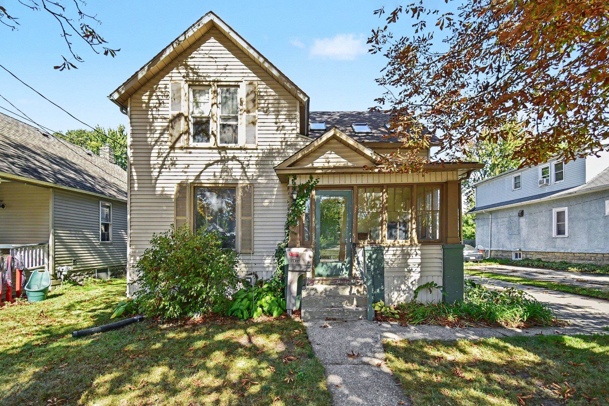 2015 7th Street