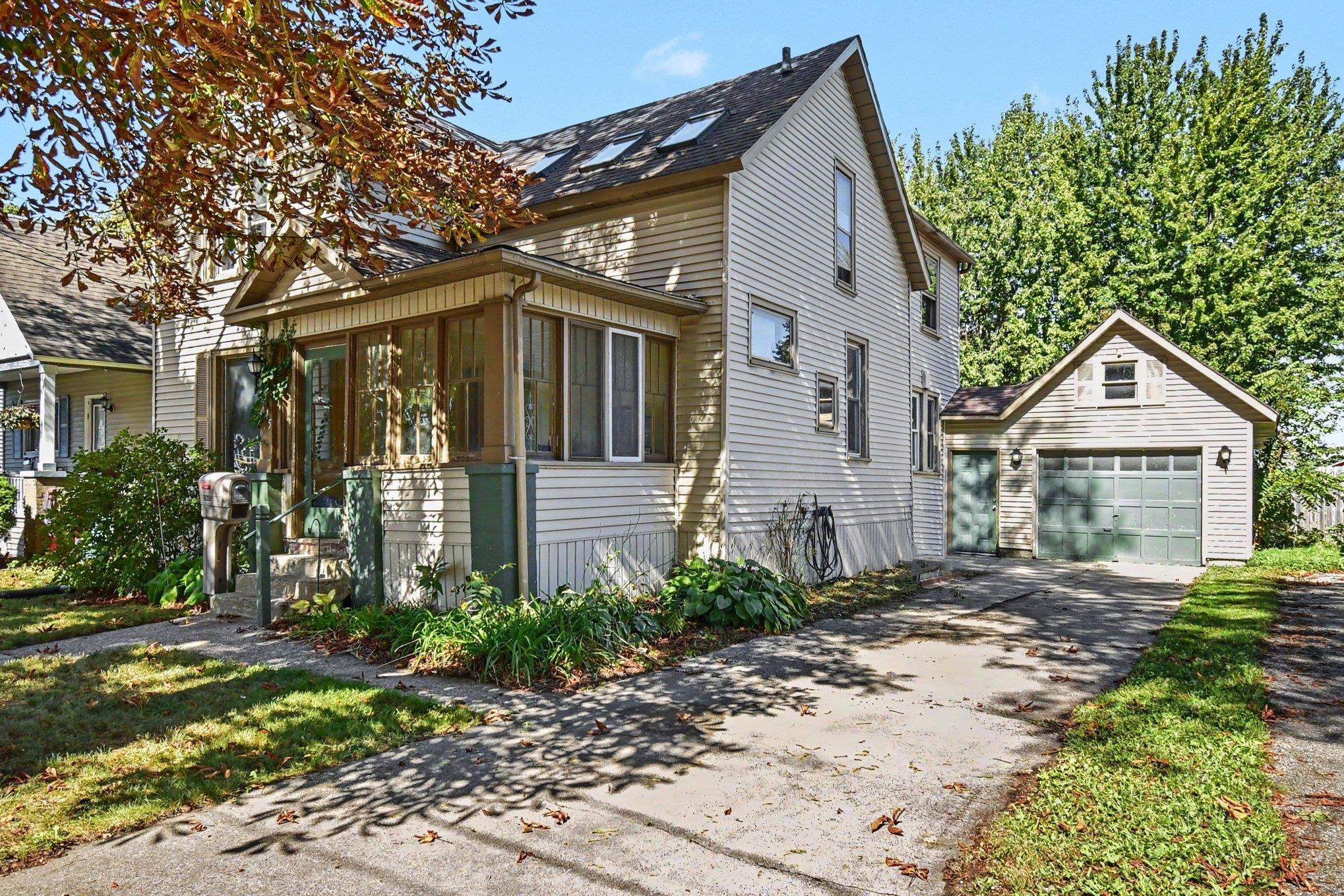 2015 7th Street