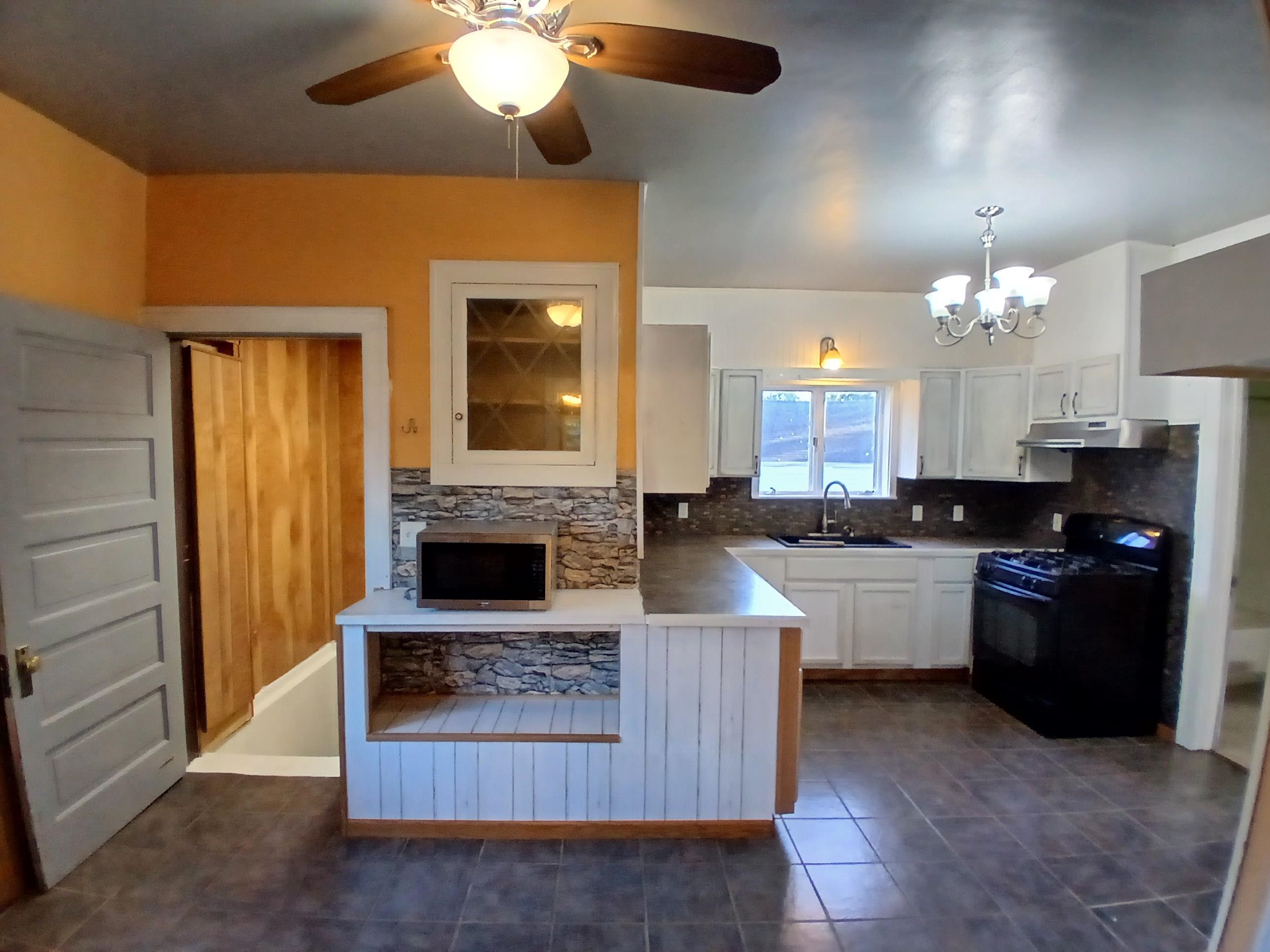 1208 Mercer Street