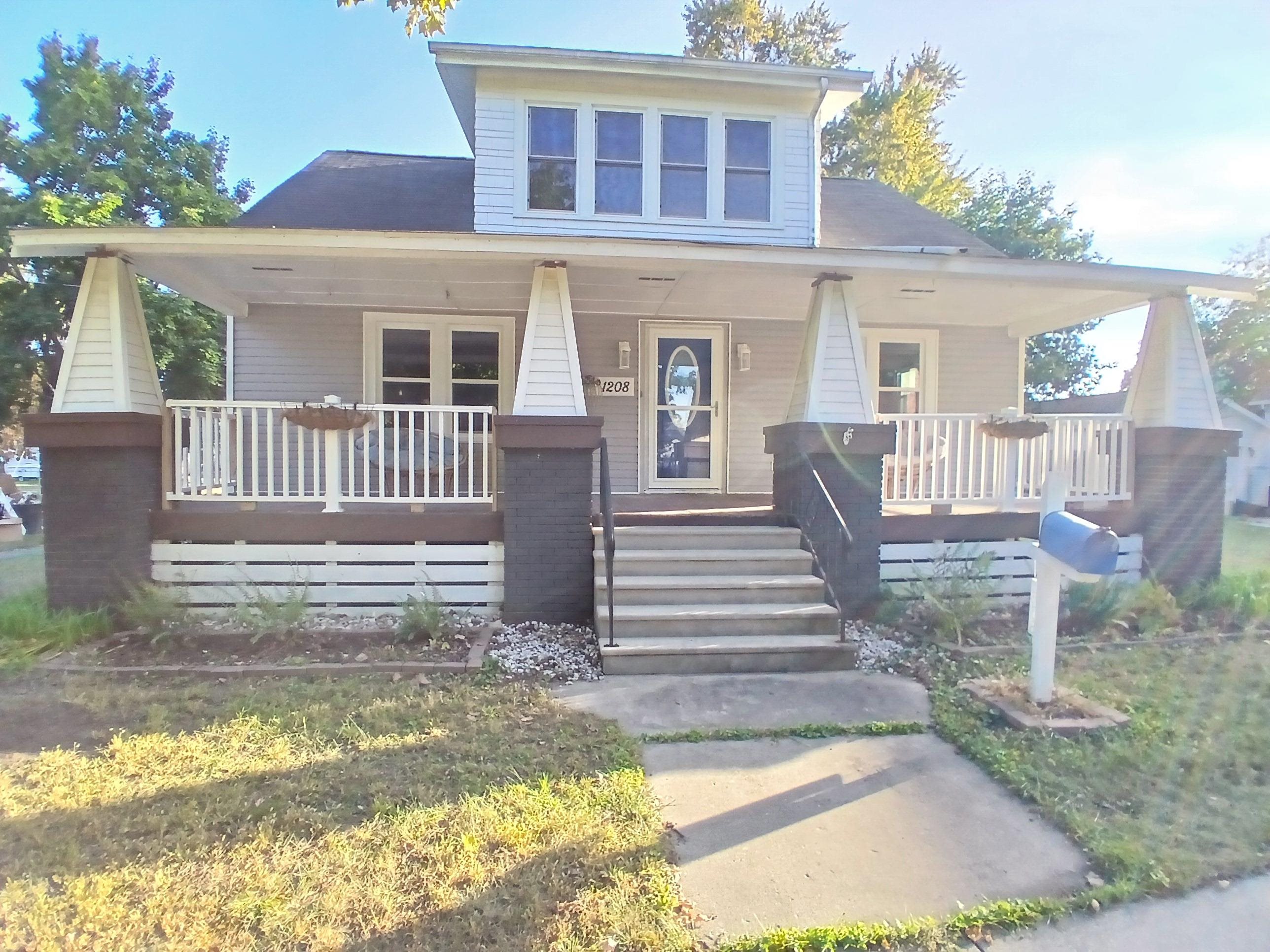 1208 Mercer Street