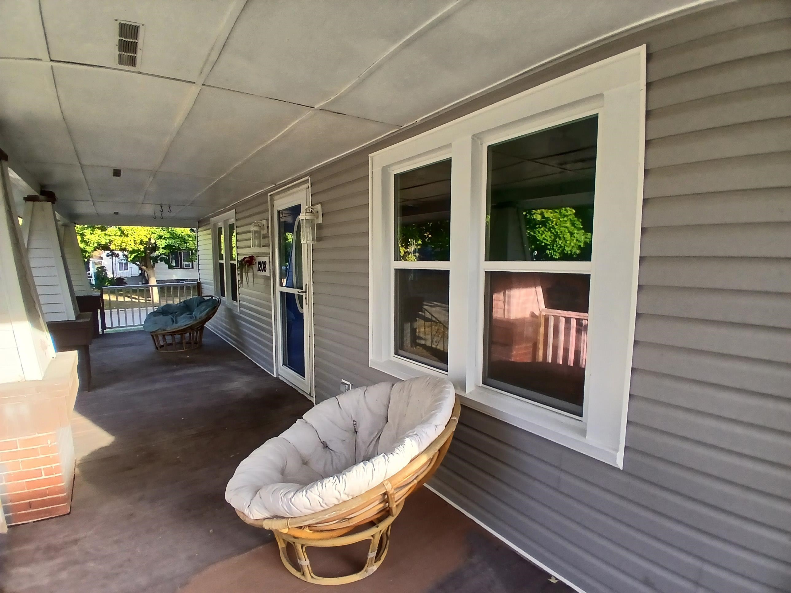 1208 Mercer Street
