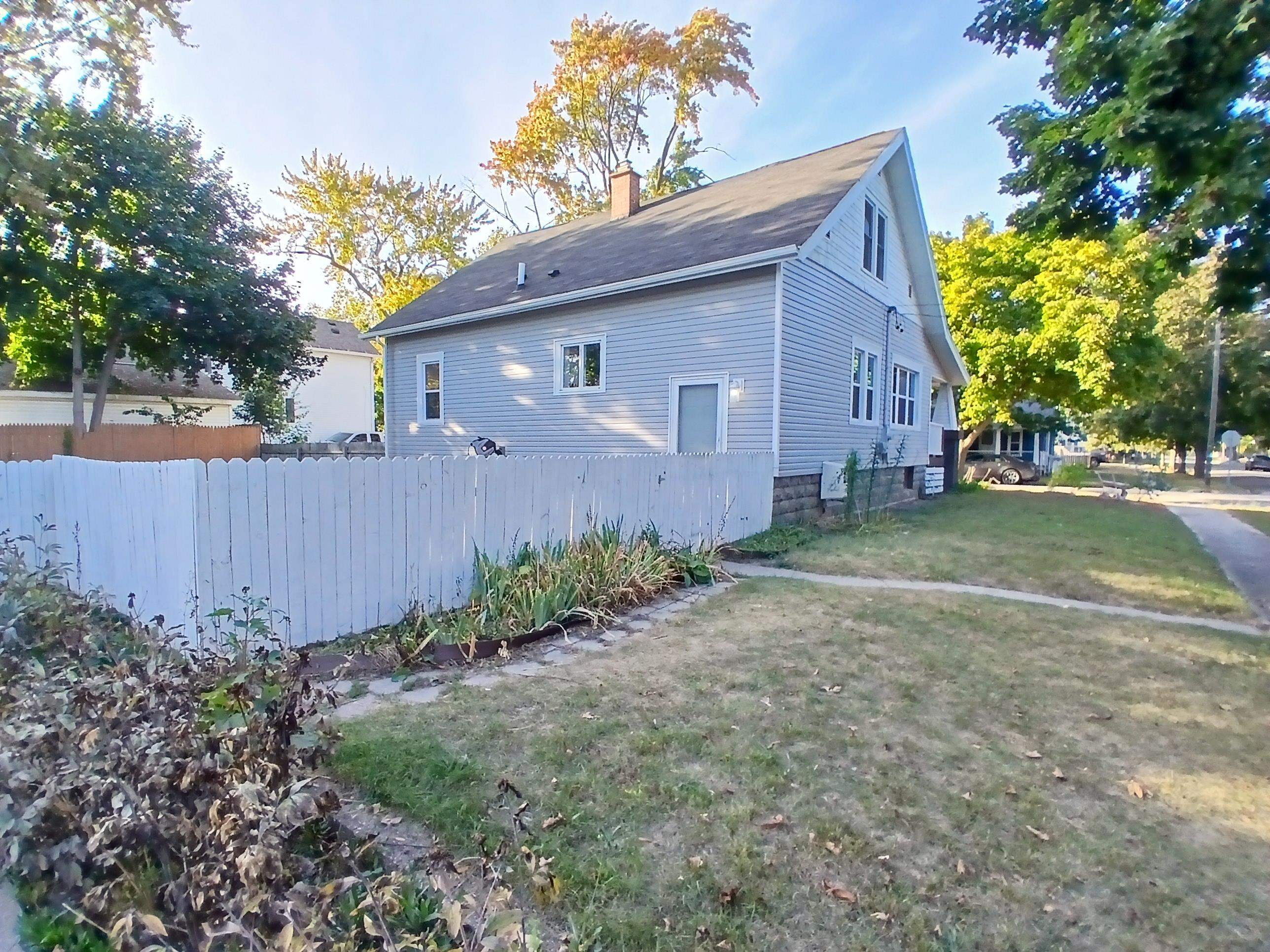 1208 Mercer Street