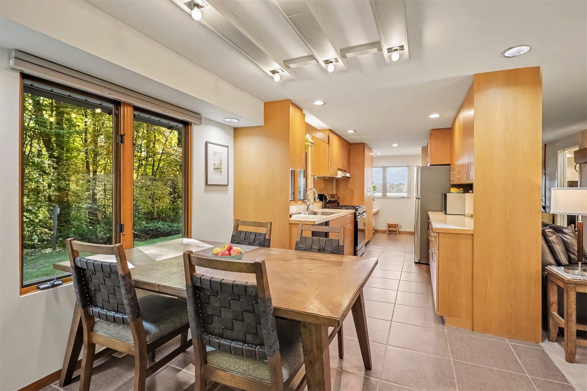3416 N Sturgeon Road