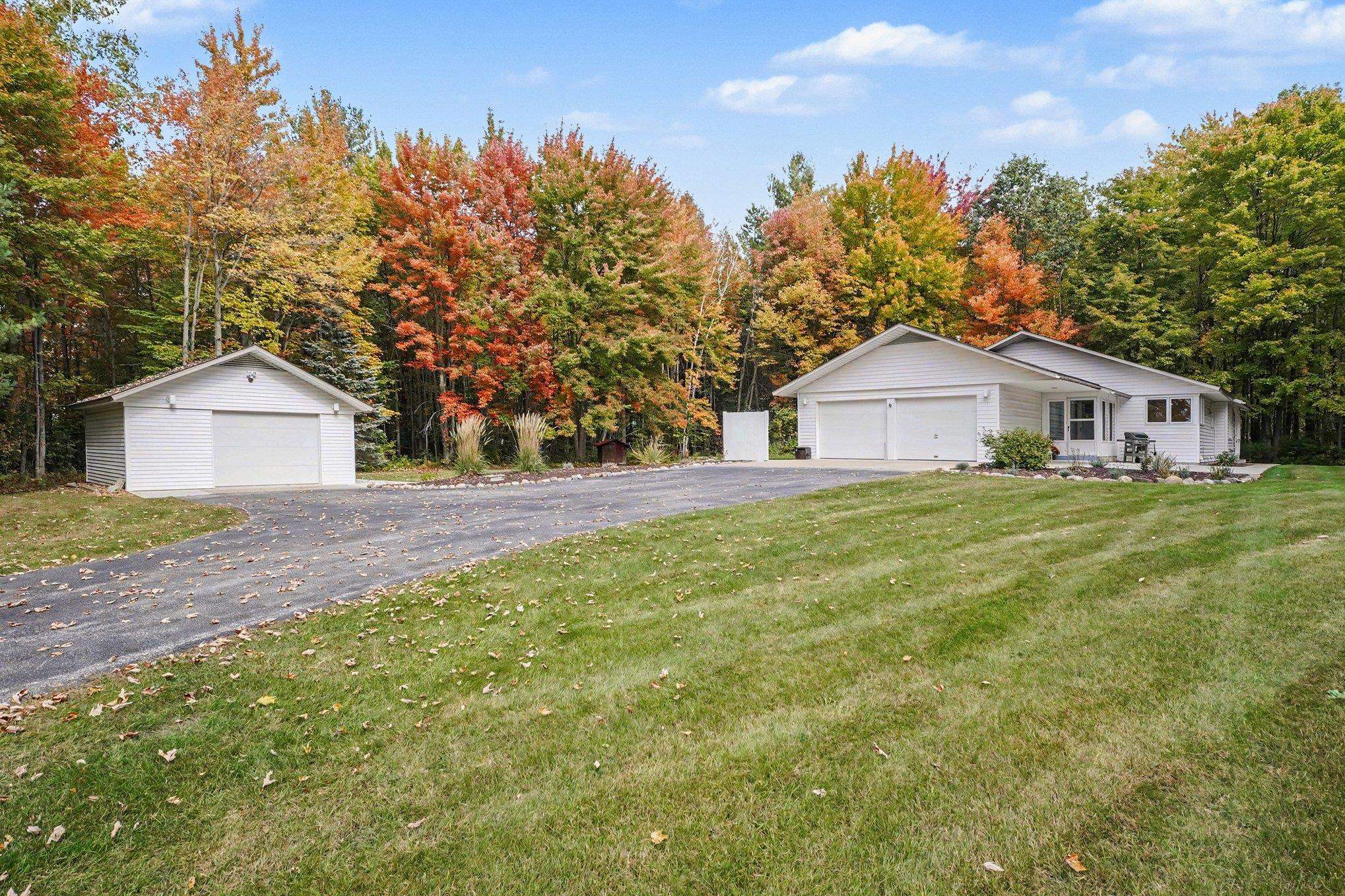 3416 N Sturgeon Road