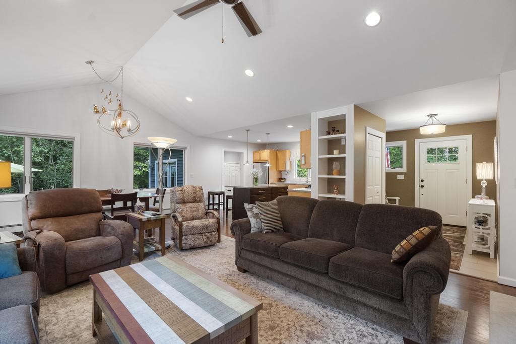 8526 Cedar Creek Drive