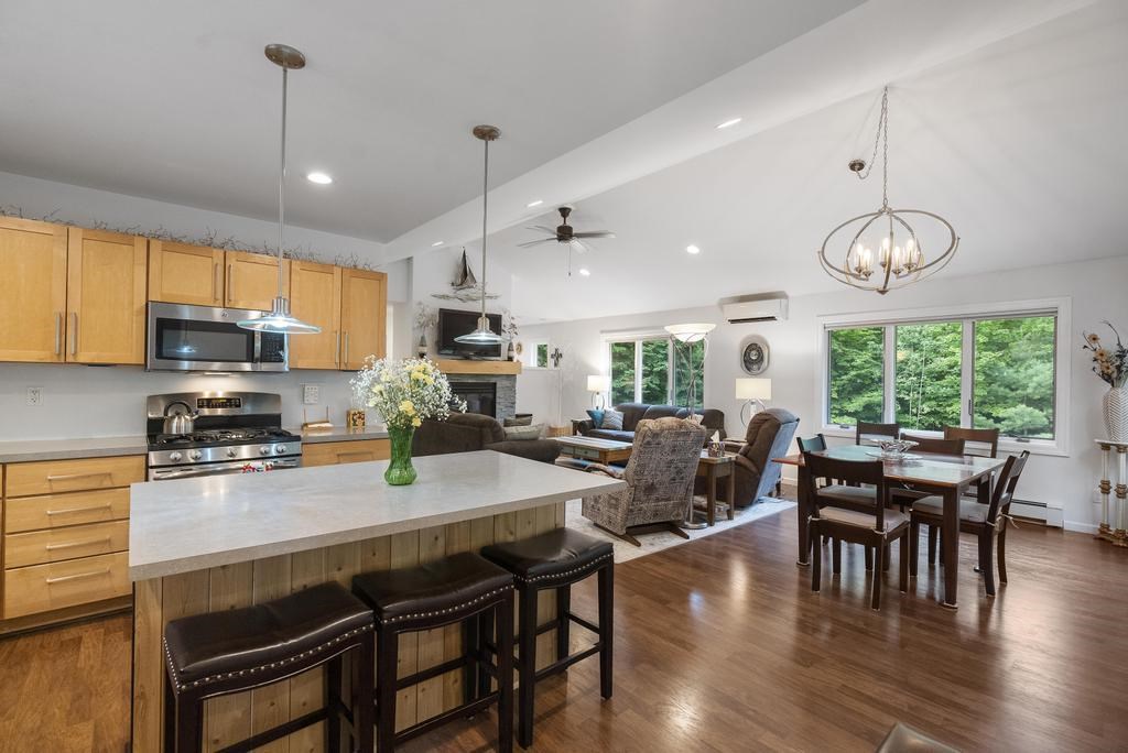 8526 Cedar Creek Drive