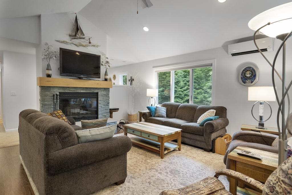 8526 Cedar Creek Drive