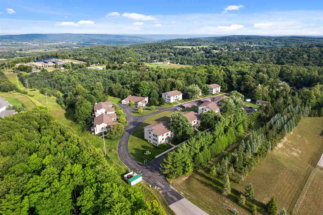 2051 Woods Lane Unit: 25