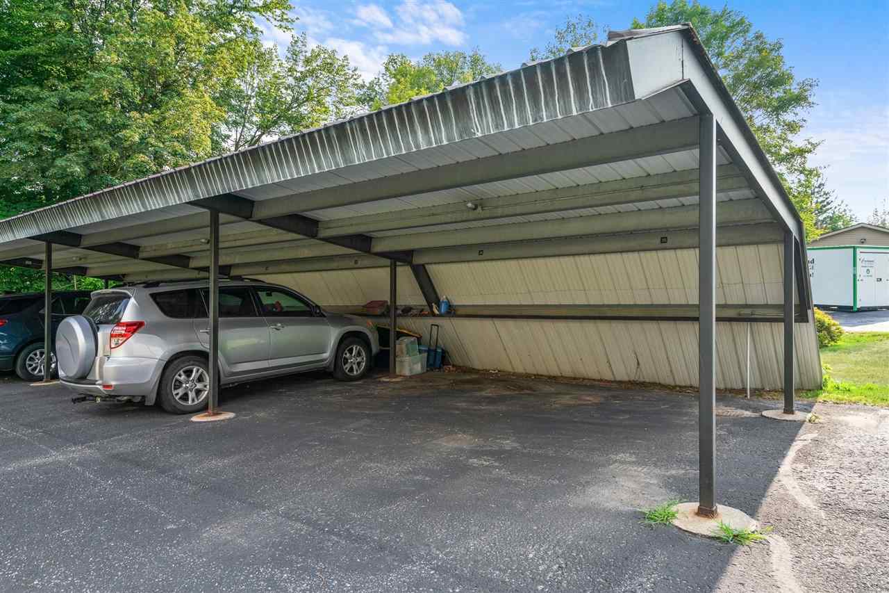 2051 Woods Lane Unit: 25