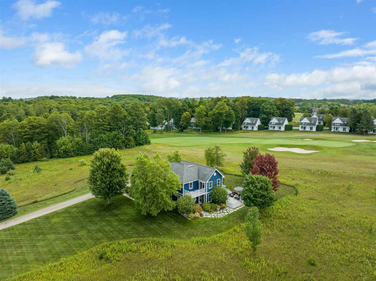 210 Crooked Tree