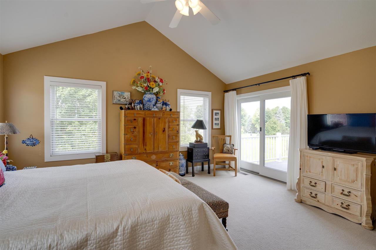 210 Crooked Tree