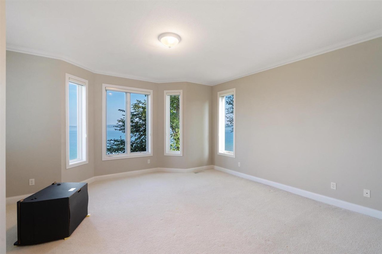 1142 Charlevoix Avenue Unit: 2