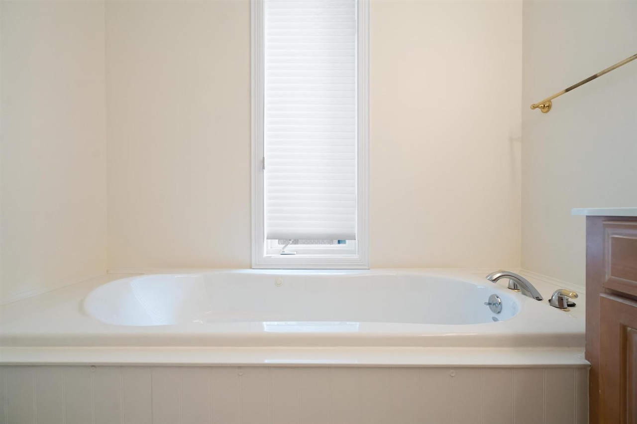 1142 Charlevoix Avenue Unit: 2