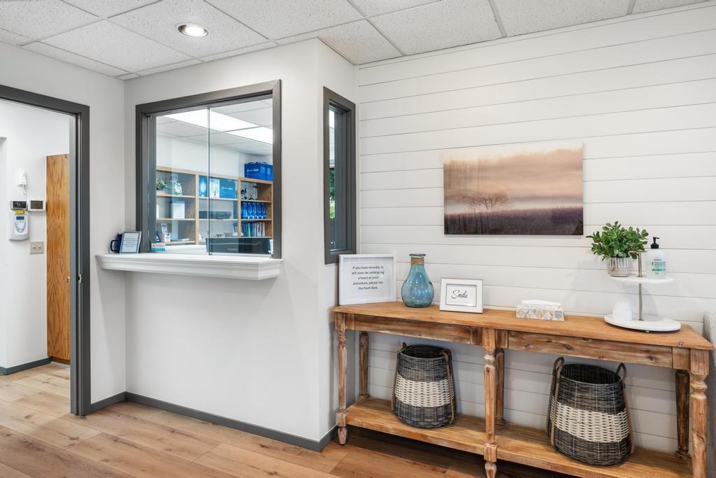 1982 E Mitchell Road